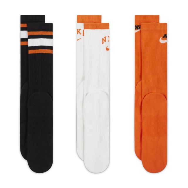 Nike Everyday Plus Cushioned Crew Socks (3 Pairs) - Multi-Colour ...