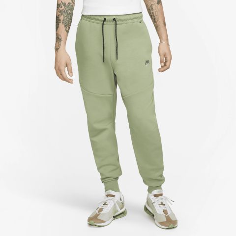 Nike Tech Fleece Men's Graphic Joggers - Green | DX0581-386 | FOOTY.COM
