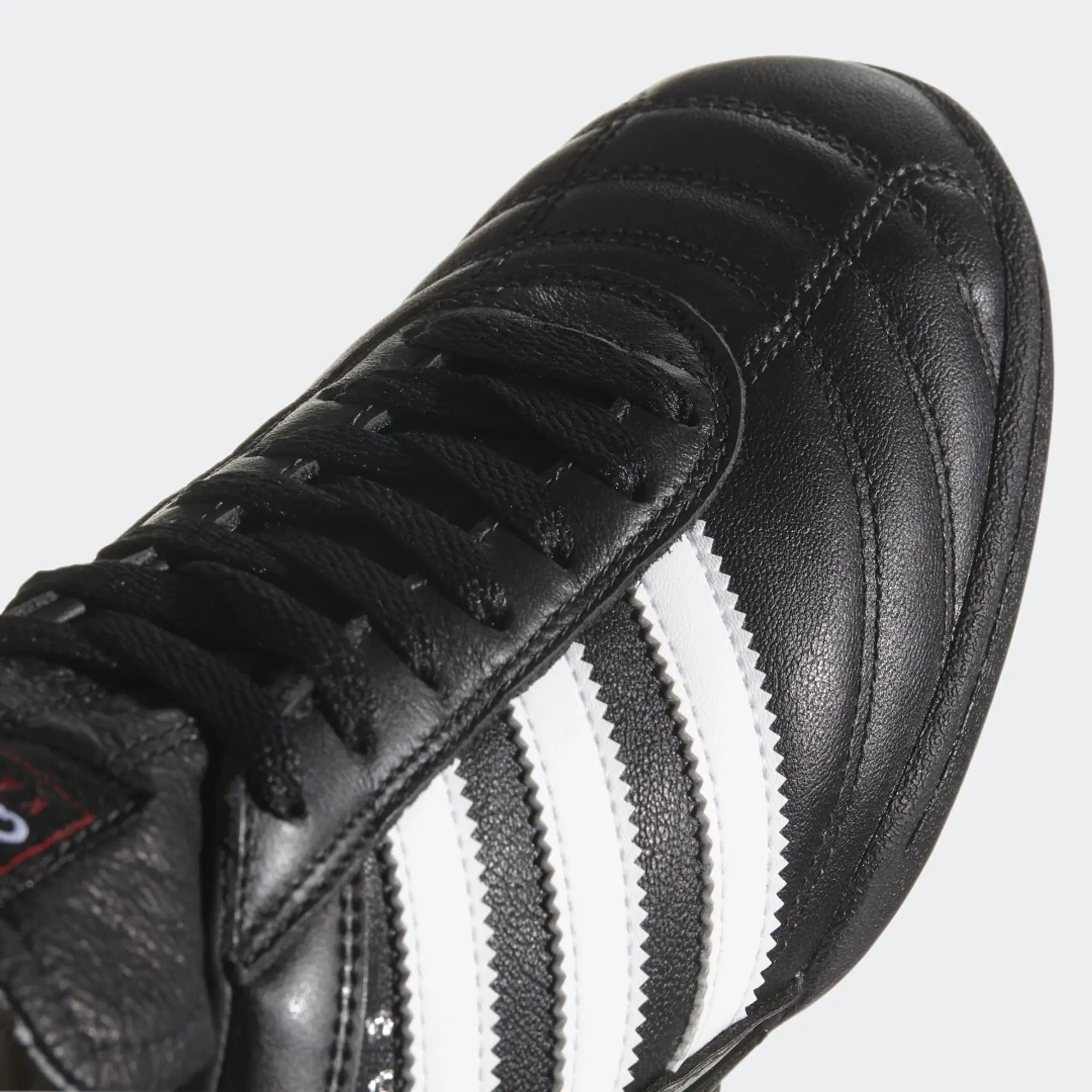 adidas Kaiser 5 Team Boots - Black / Footwear White / None