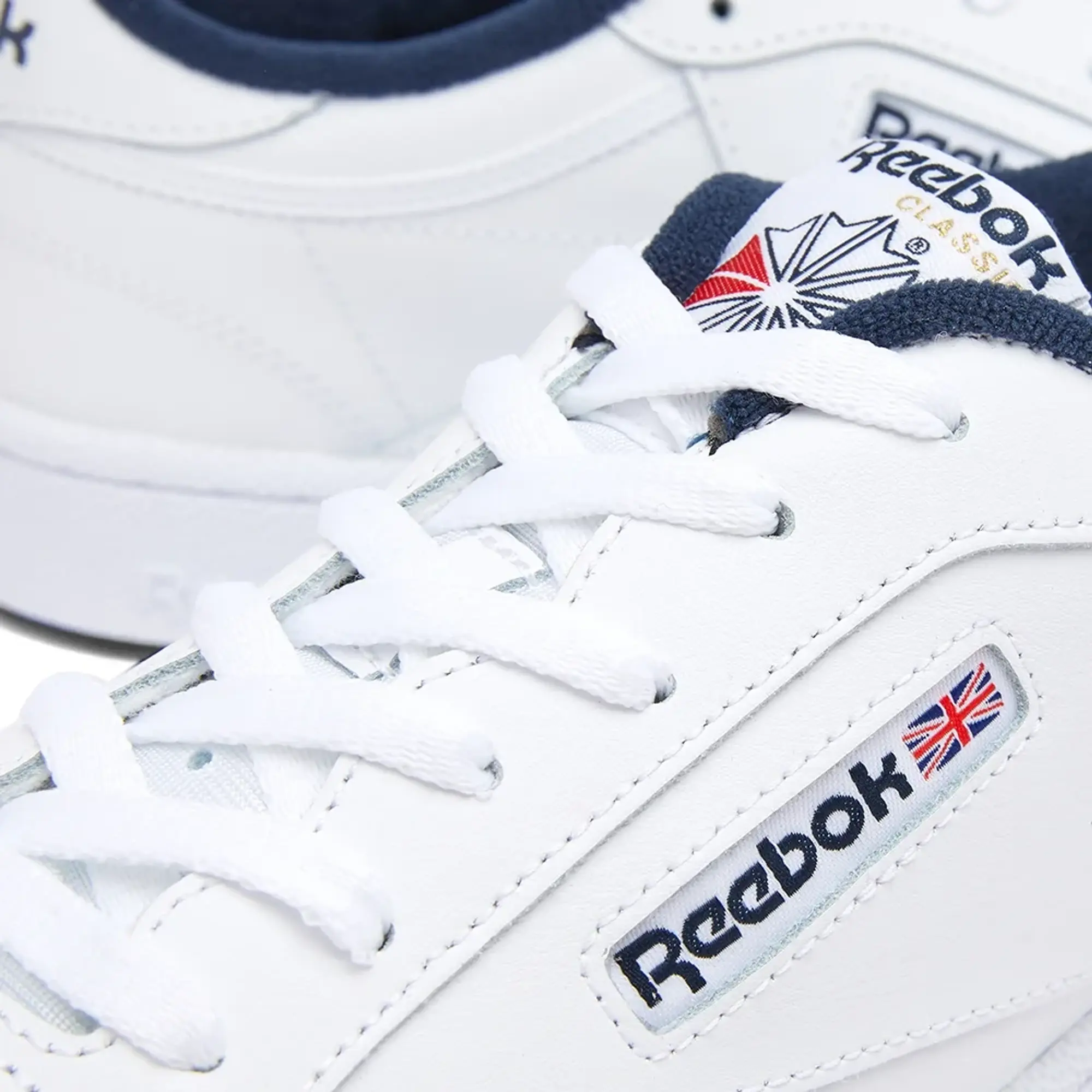 Reebok Classics Club C 85 Trainers In White With Navy Tab