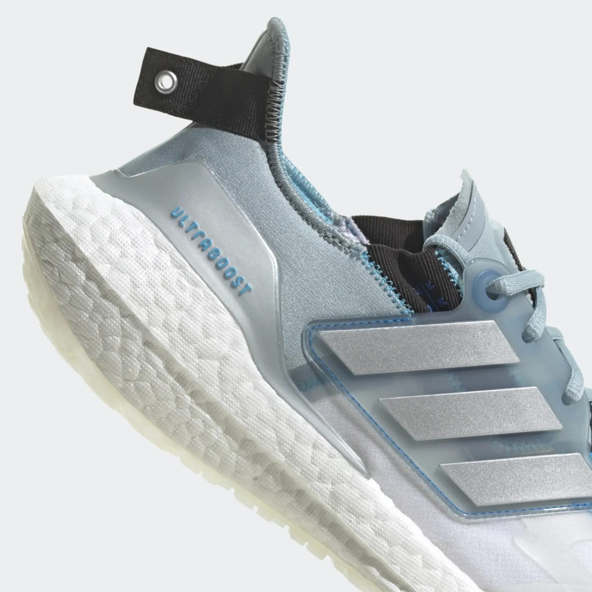 adidas Ultraboost 22 COLD.RDY Running Shoes Mens