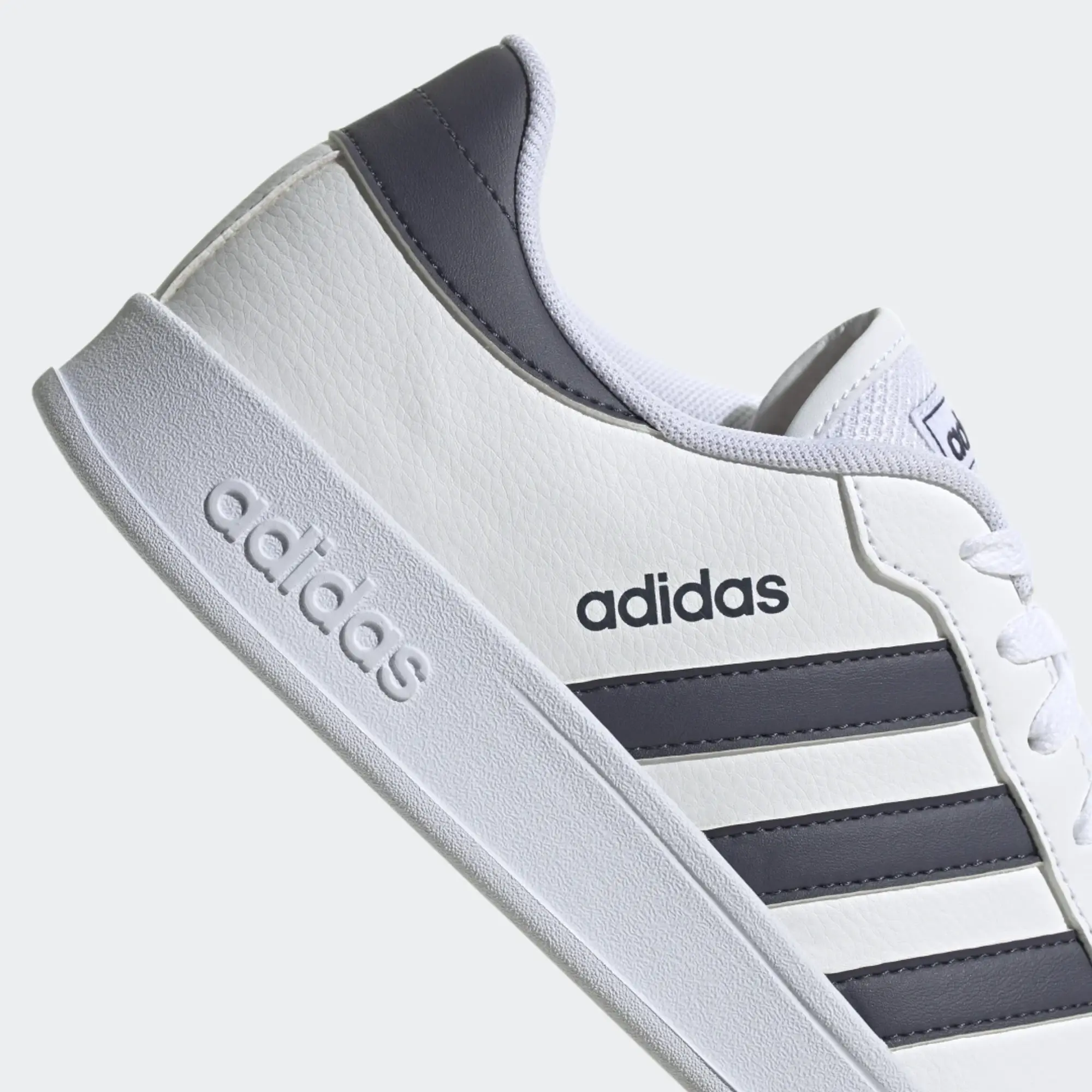 adidas Mens Breaknet Trainers in White Navy - Blue & White