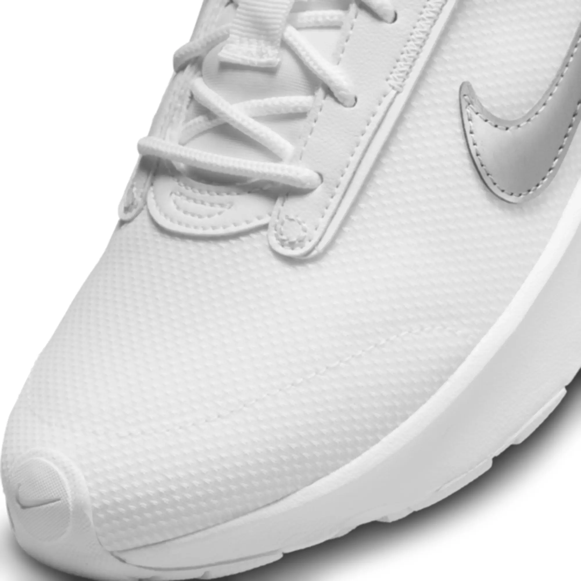 Nike Air Max INTRLK Lite Women's Shoes - White