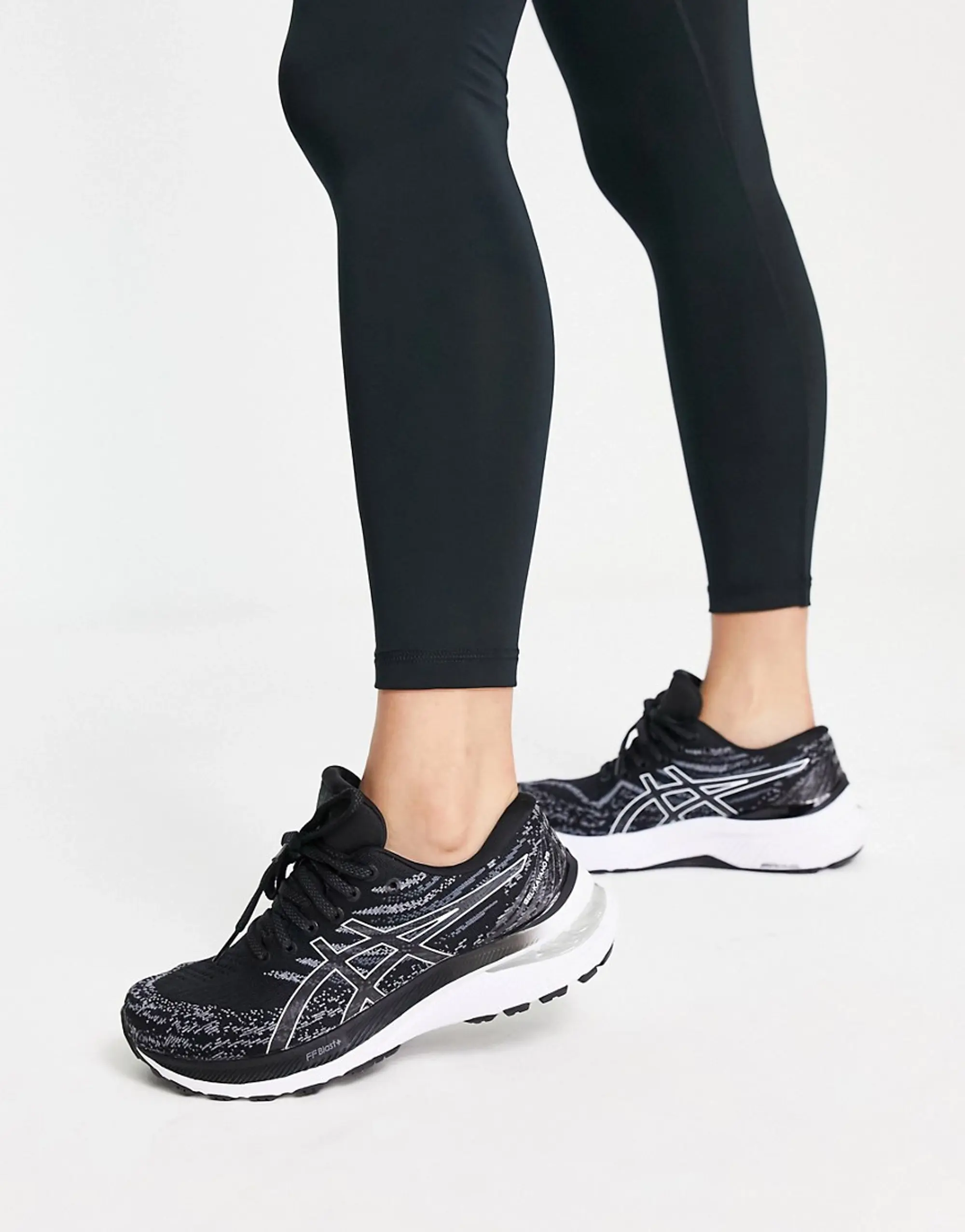 ASICS Gel-Kayano 29 Stability Running Shoe Women - Black, White