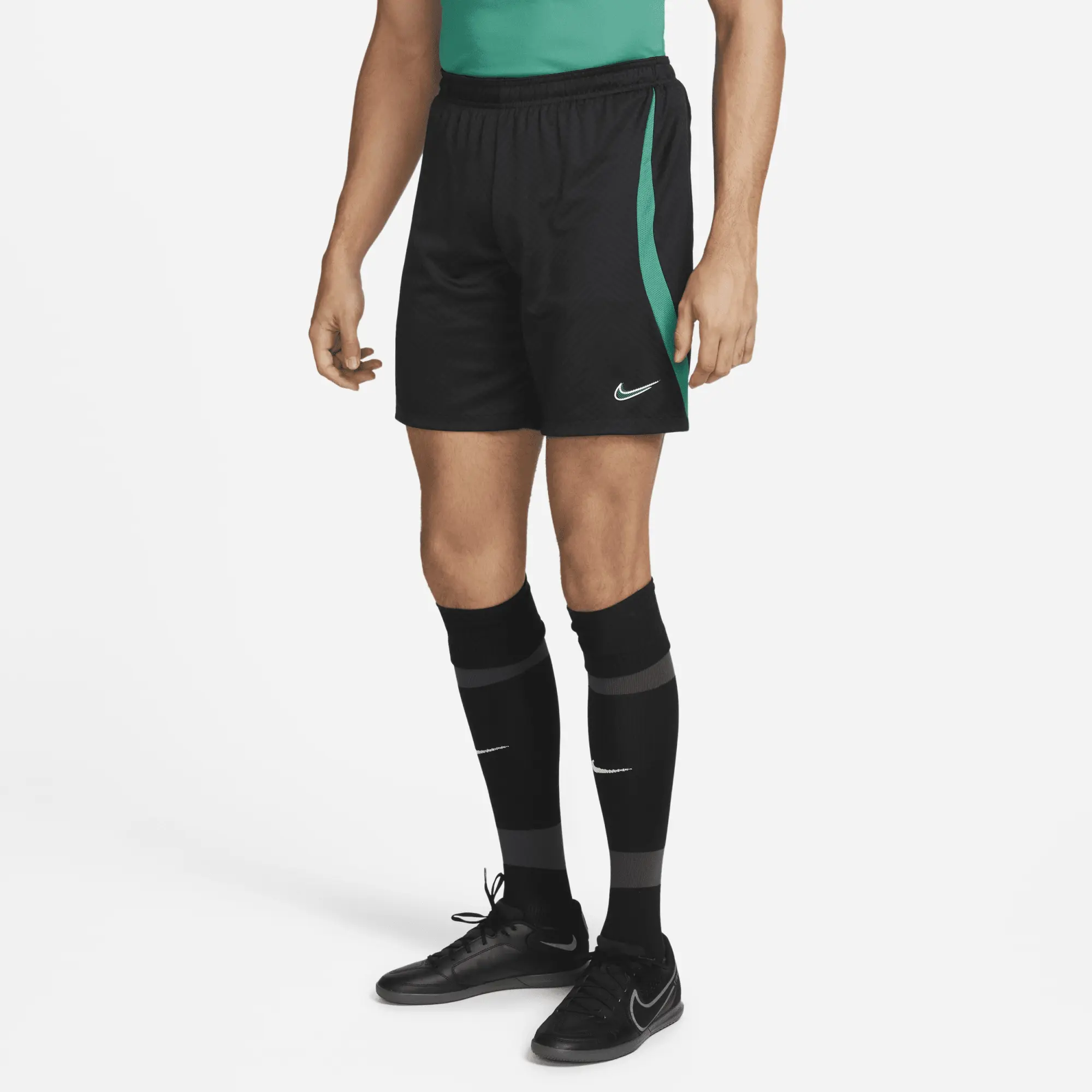 Nike Strike Shorts - Green