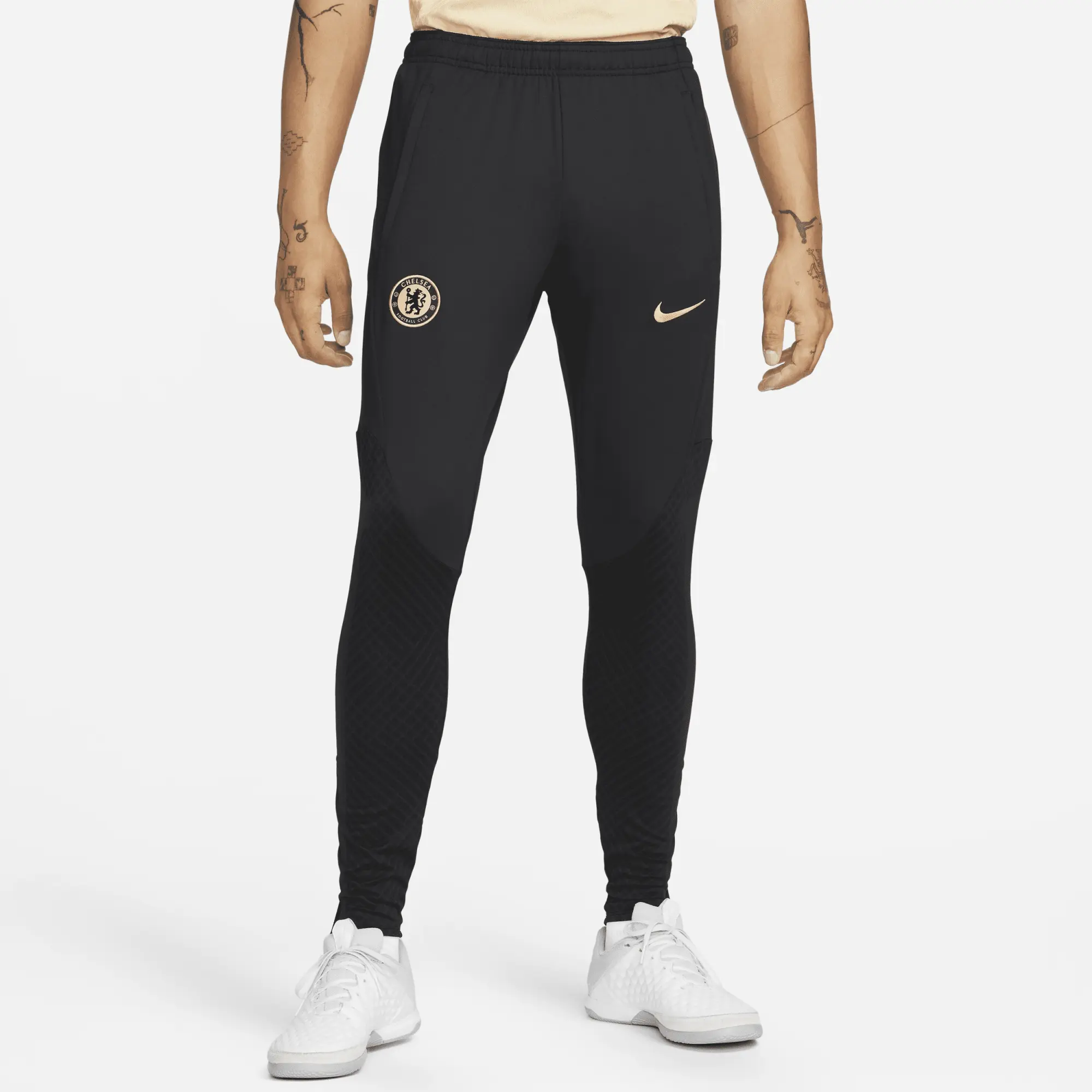 Chelsea F.C. Strike Men's Nike Dri-FIT Knit Football Pants - Black