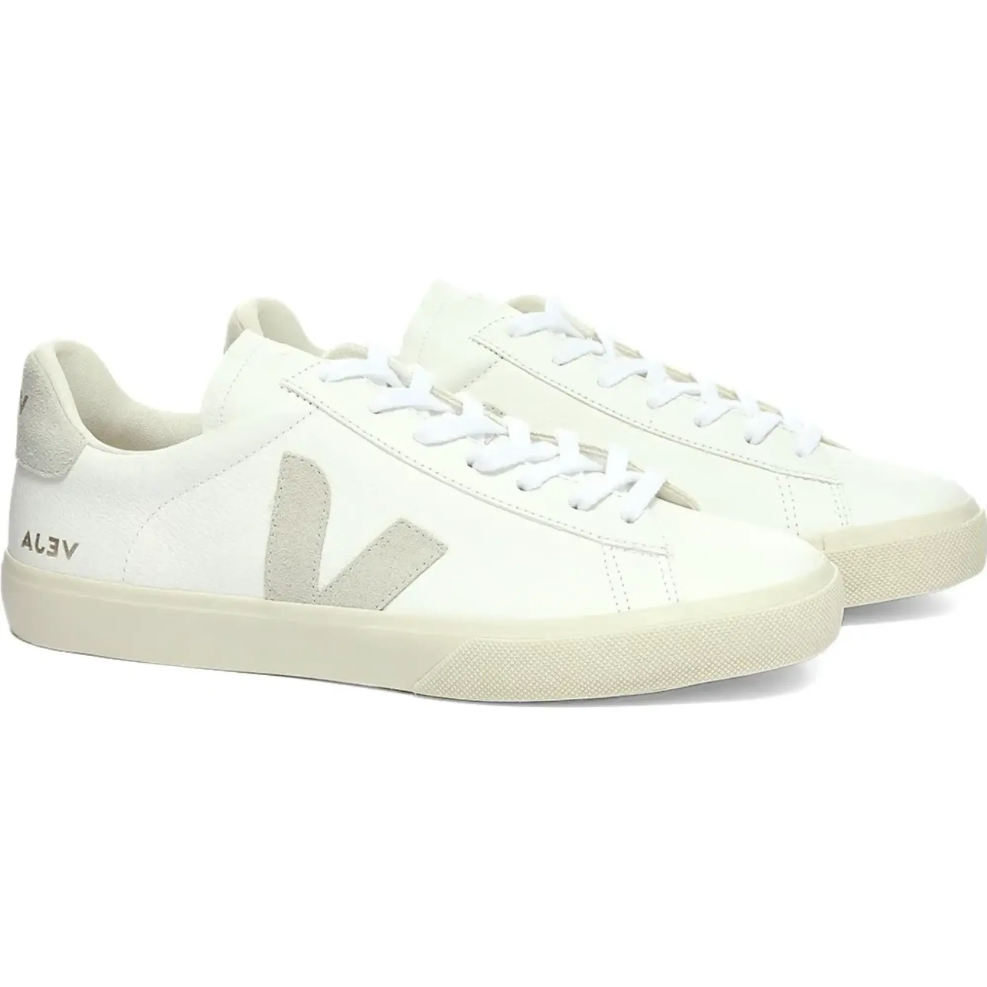 Veja Cp0502429b Campo Chromfree Leather Trainers  - White