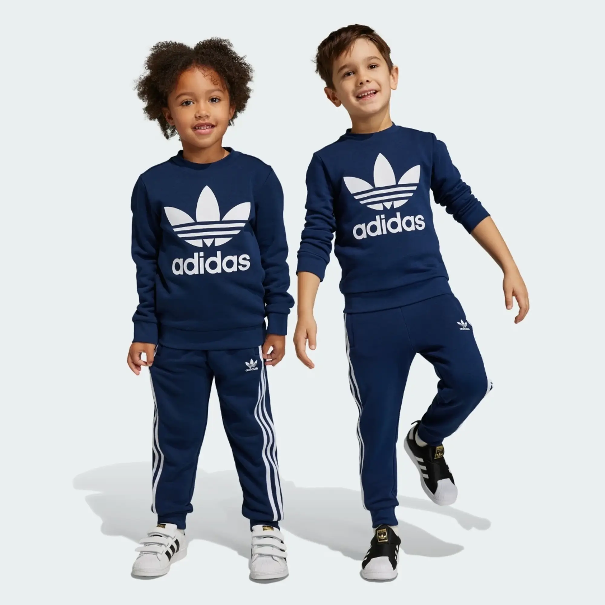 Boys, adidas Originals Kids Adicolor Trefoil Sweat Top & Joggers Set - Dark Blue, Dark Blue