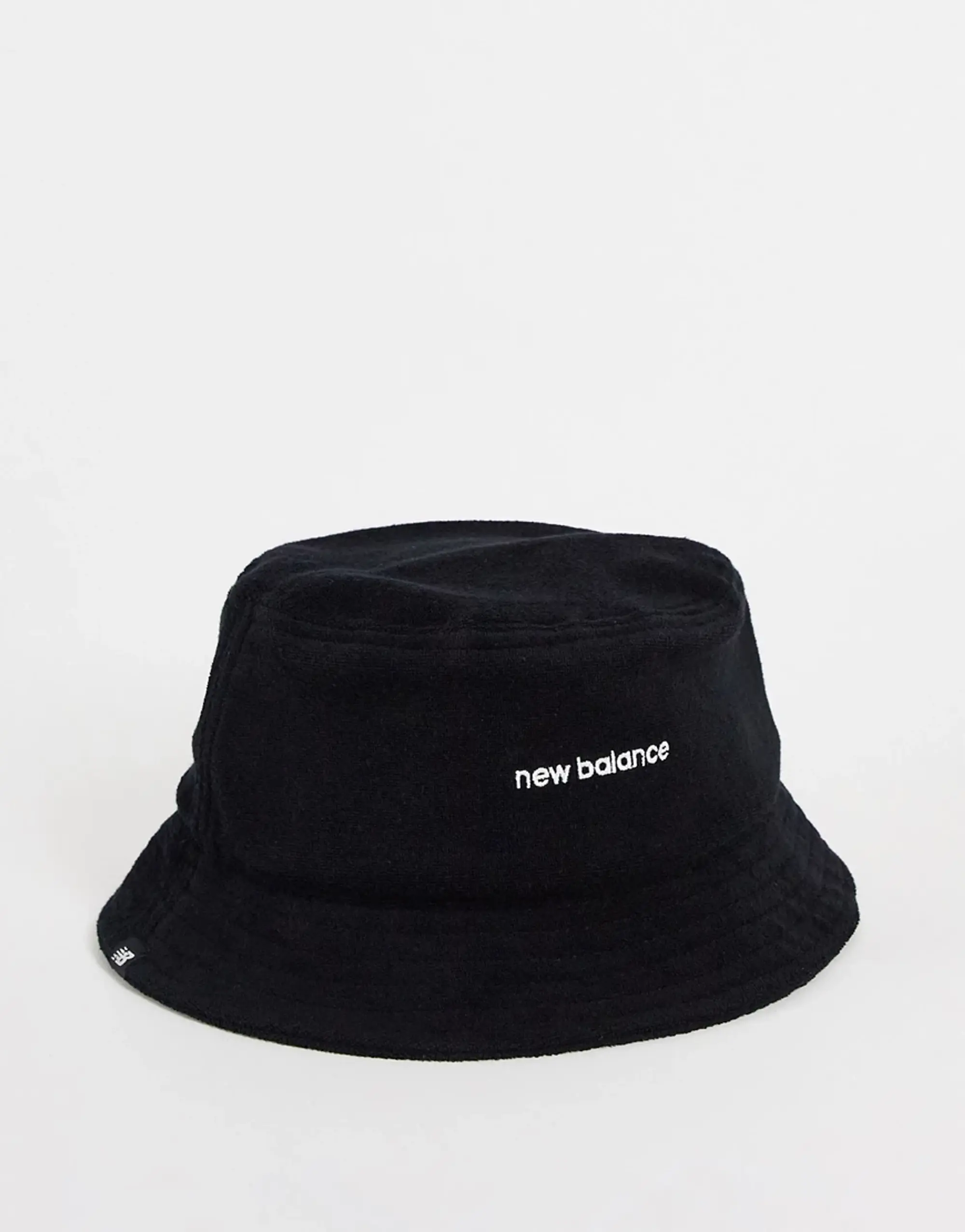 New Balance Logo Terry Bucket Hat In Black