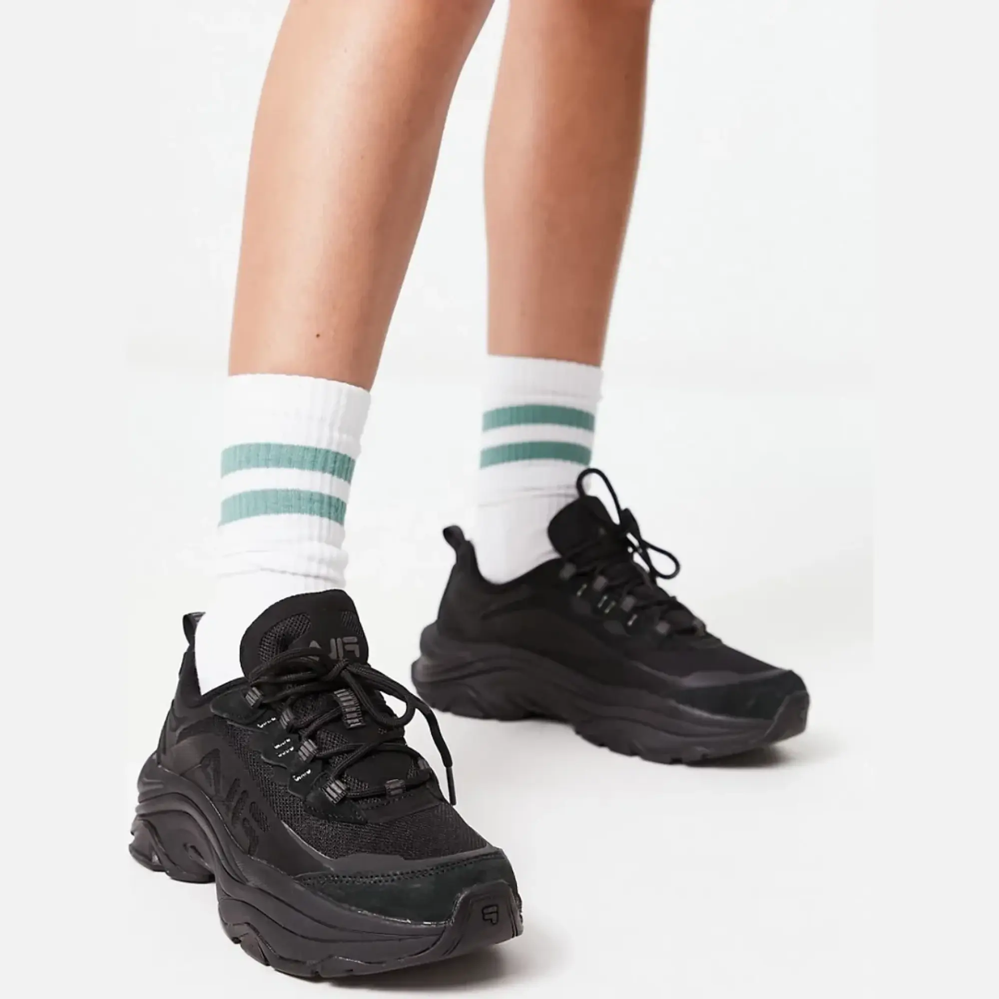Fila Alpha Ray Linear Trainers In Black