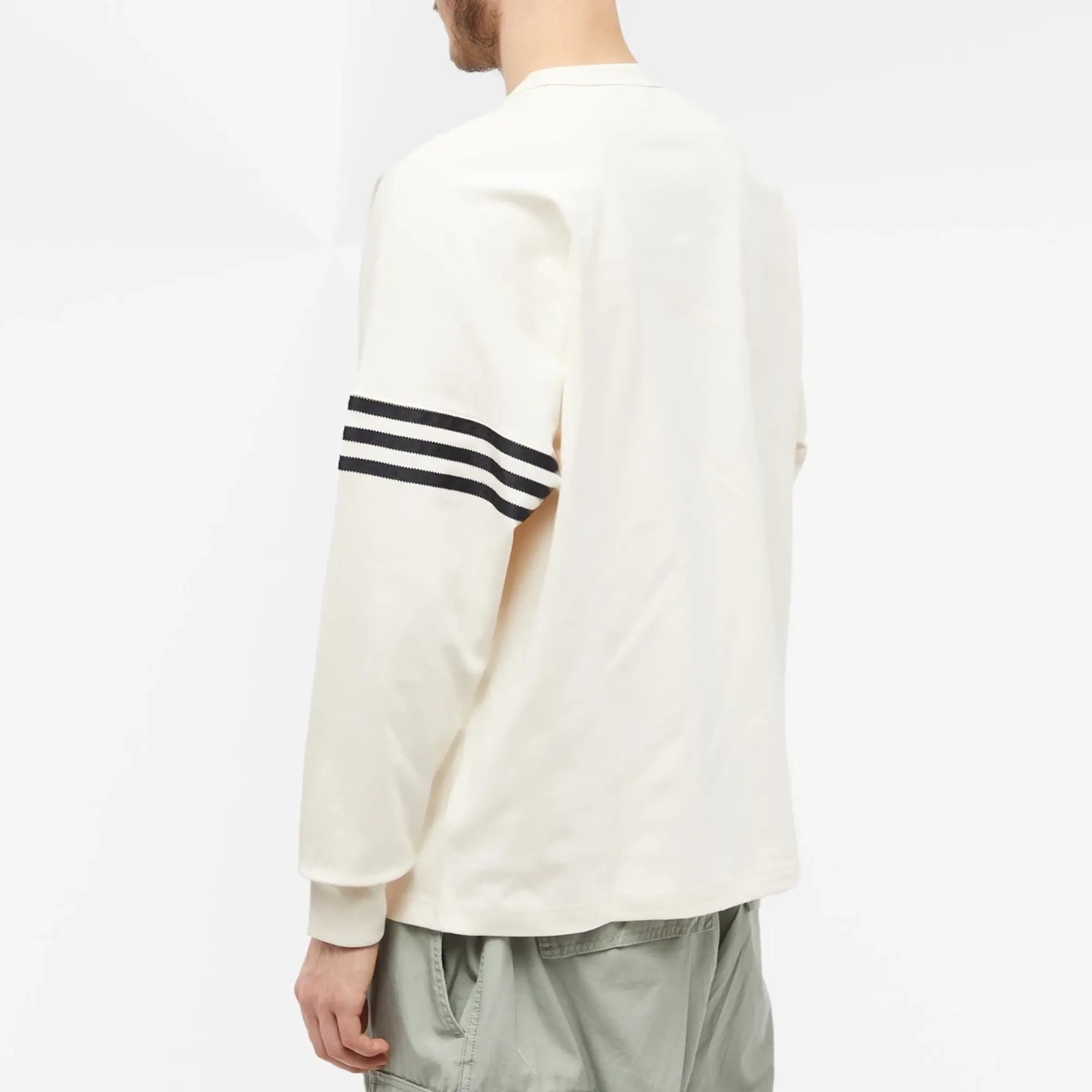 Adidas Men's Long Sleeve Neuclassics T-Shirt Wonder White/Black