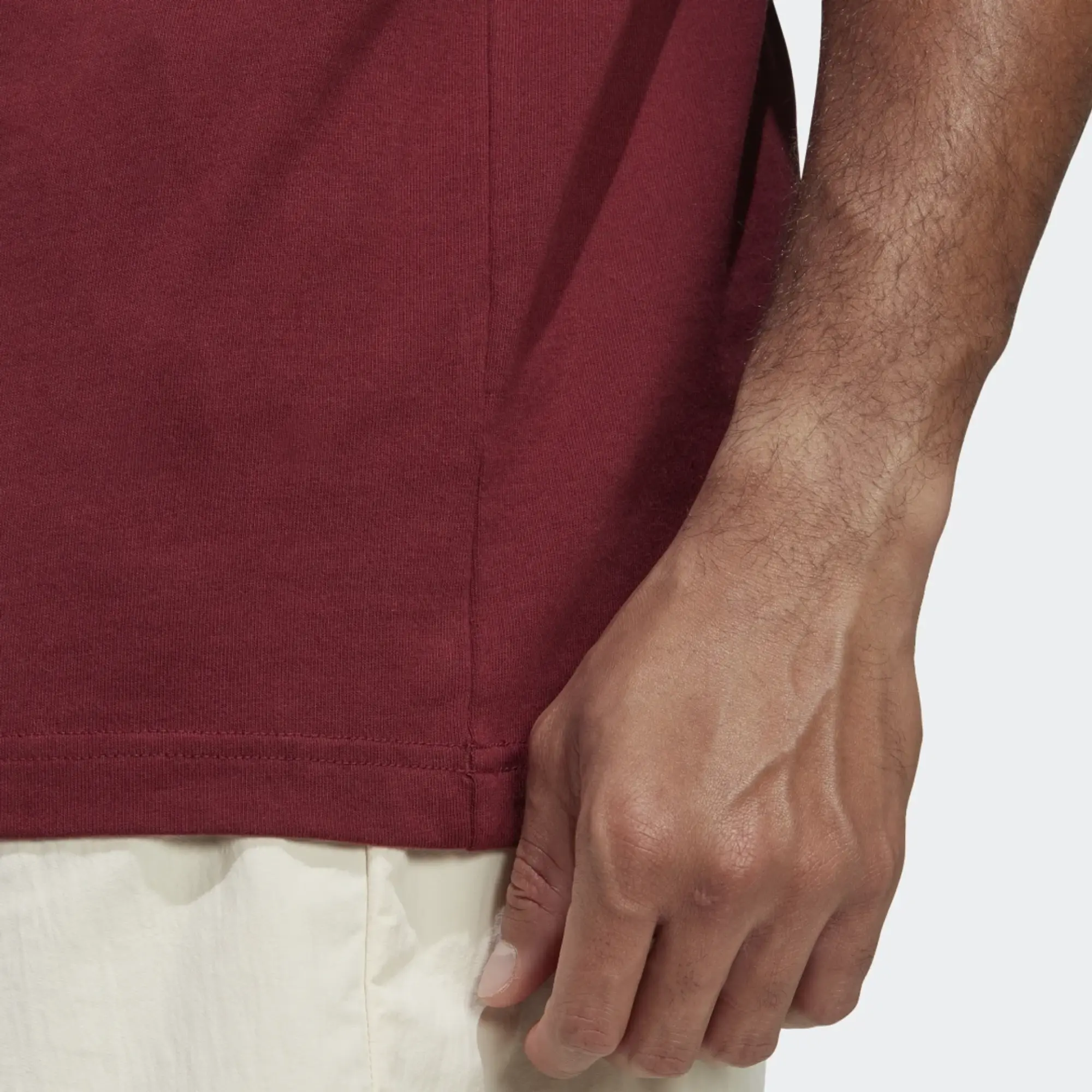 adidas Originals RIFTA Metro AAC T-Shirt - Shadow Red - Mens | IC8373 | Sport-T-Shirts