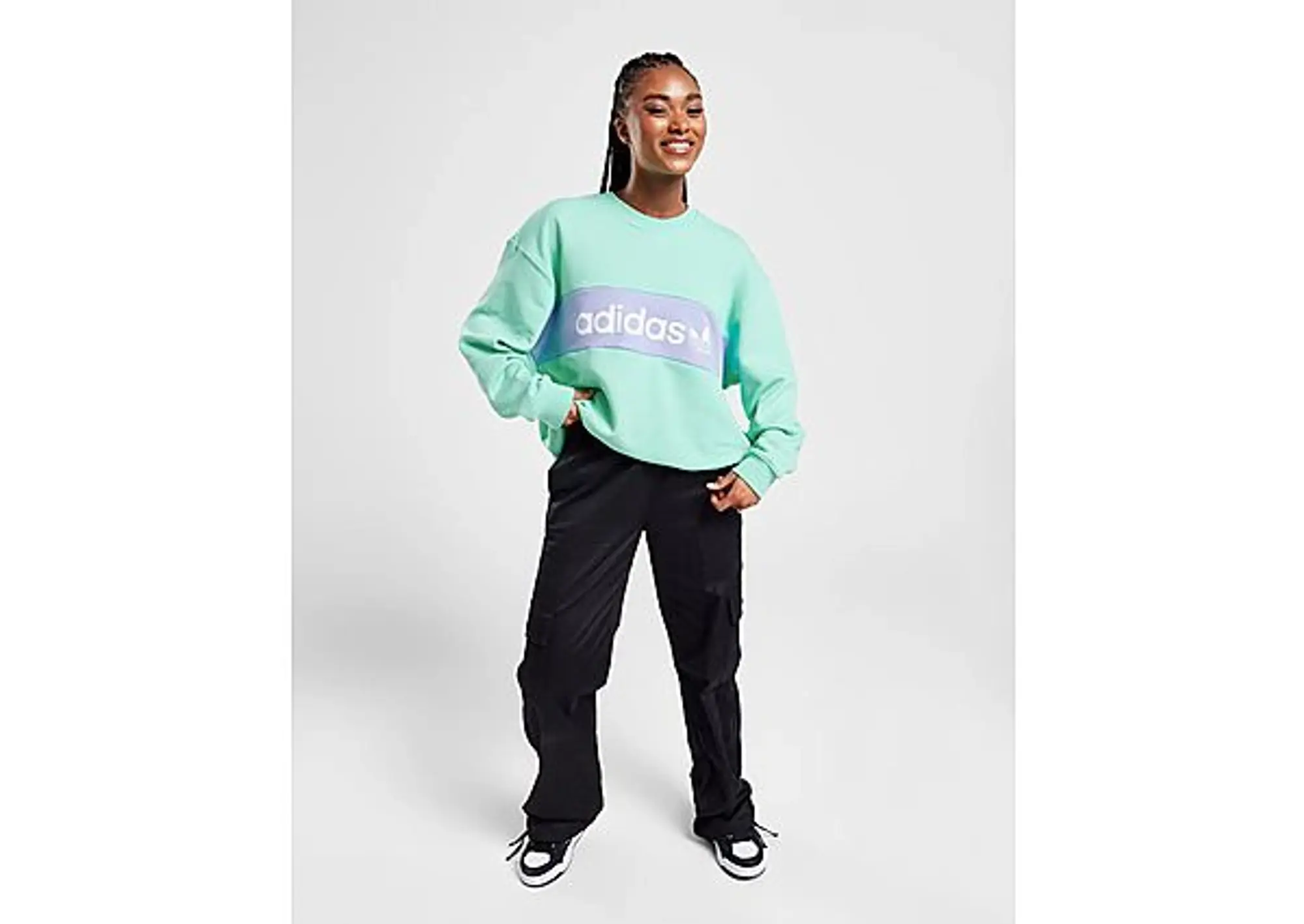 adidas Originals Linear Crew Sweatshirt - GREEN - Womens
