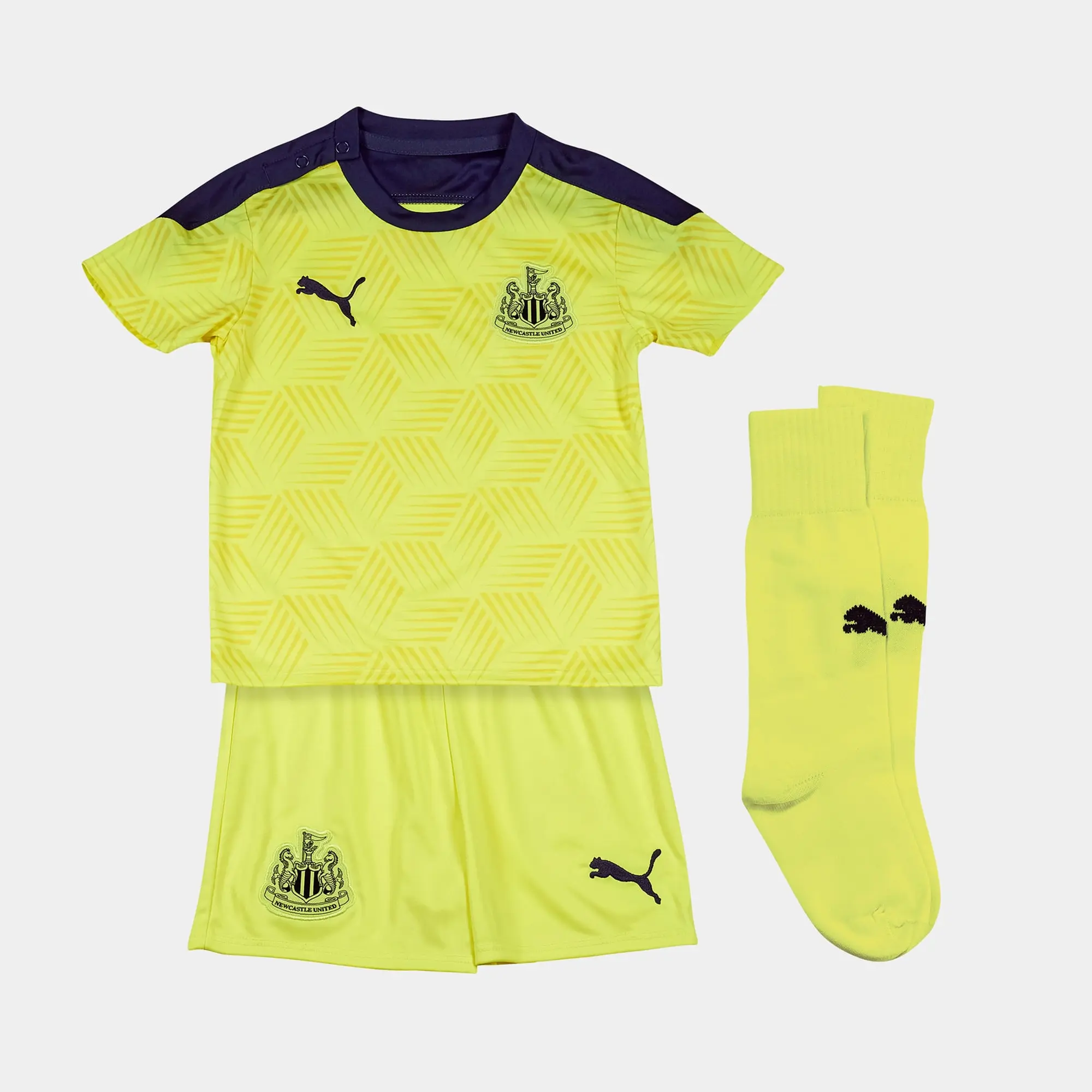 Puma Newcastle United Kids SS Away Mini Kit 2020/21