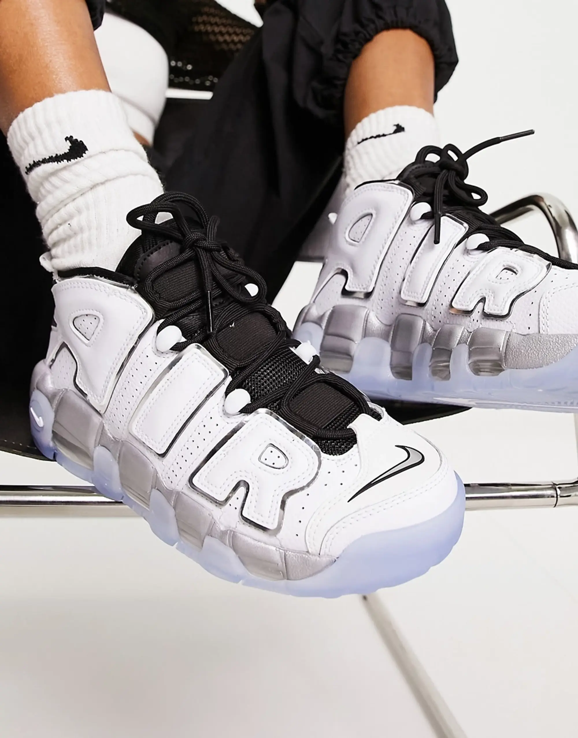 Womens Nike Air More Uptempo SE Trainer - White / Black / Clear / Metallic Silver