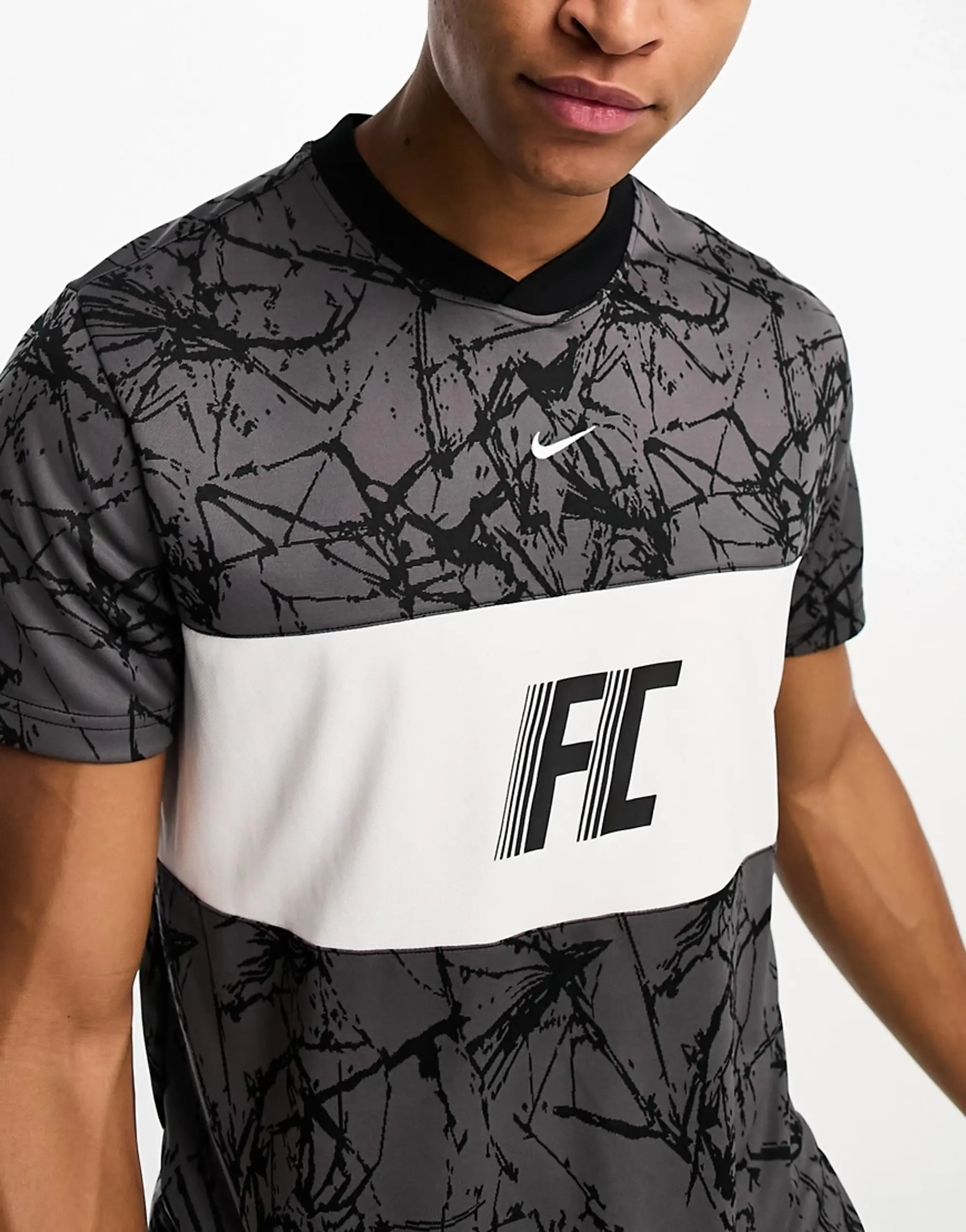 Nike Football Fc Jersey In Grey And White