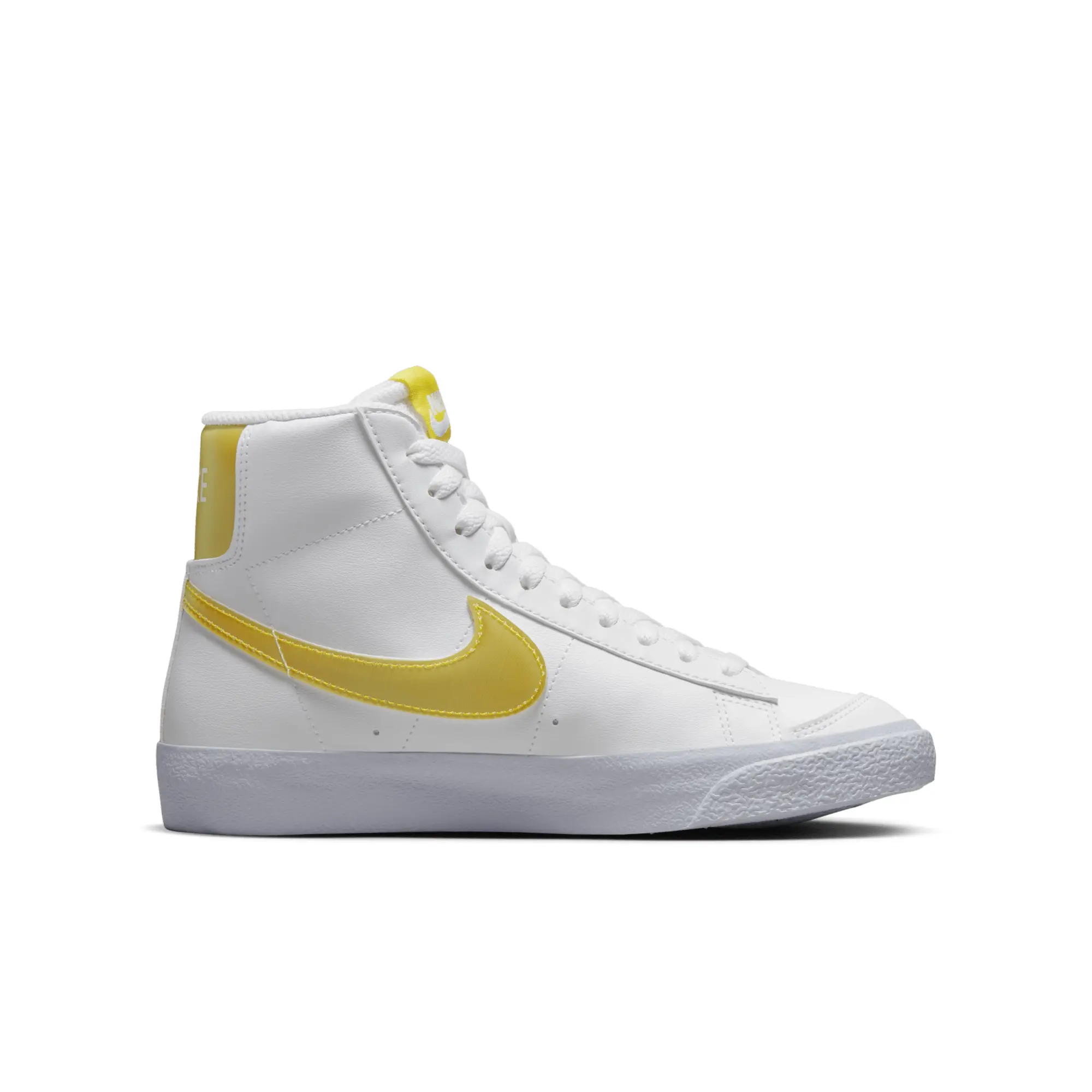 Nike white & yellow blazer mid Youth Trainers