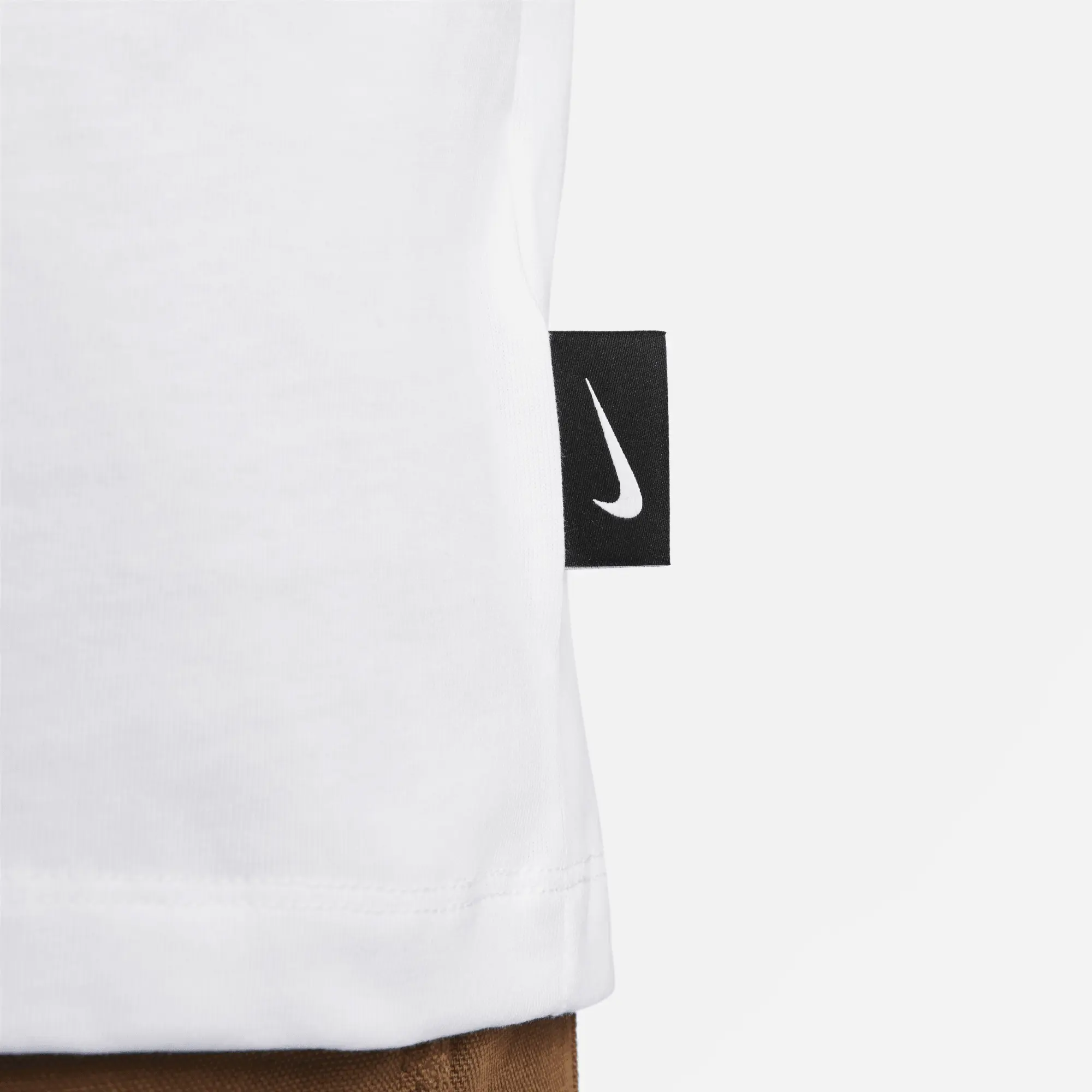 Nike Sportswear Men's T-Shirt - White | FD1247-100 | FOOTY.COM