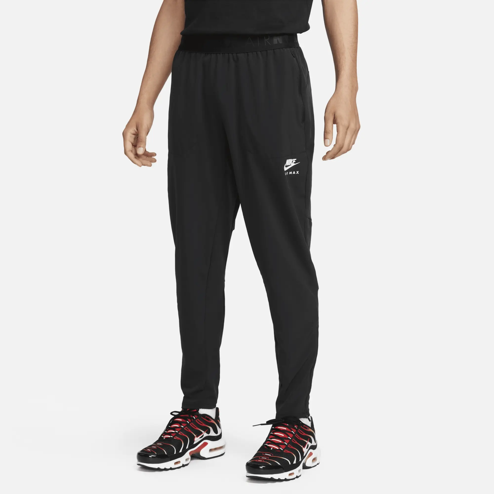Nike Air Max Men's Woven Trousers - Black