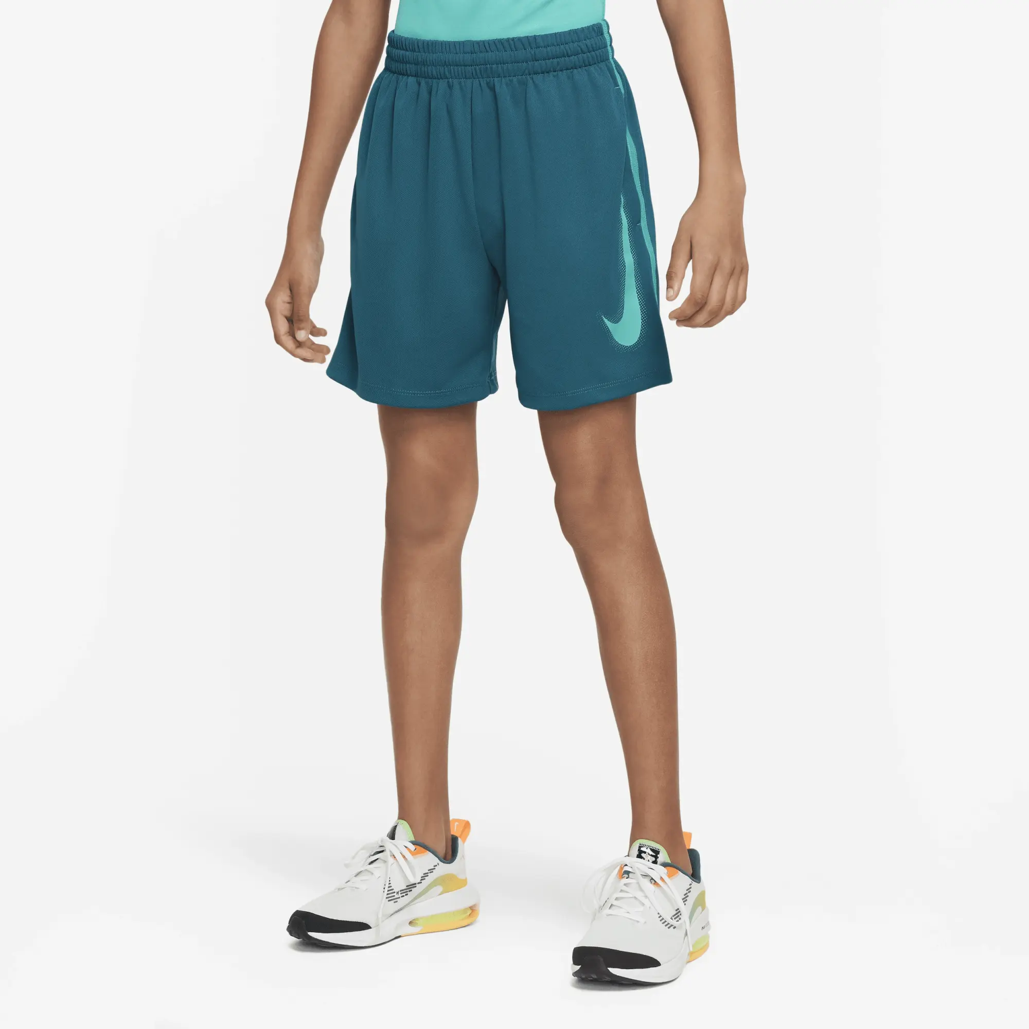 Nike Multi Older Kids' (Boys') Dri-FIT Graphic Training Shorts - Green