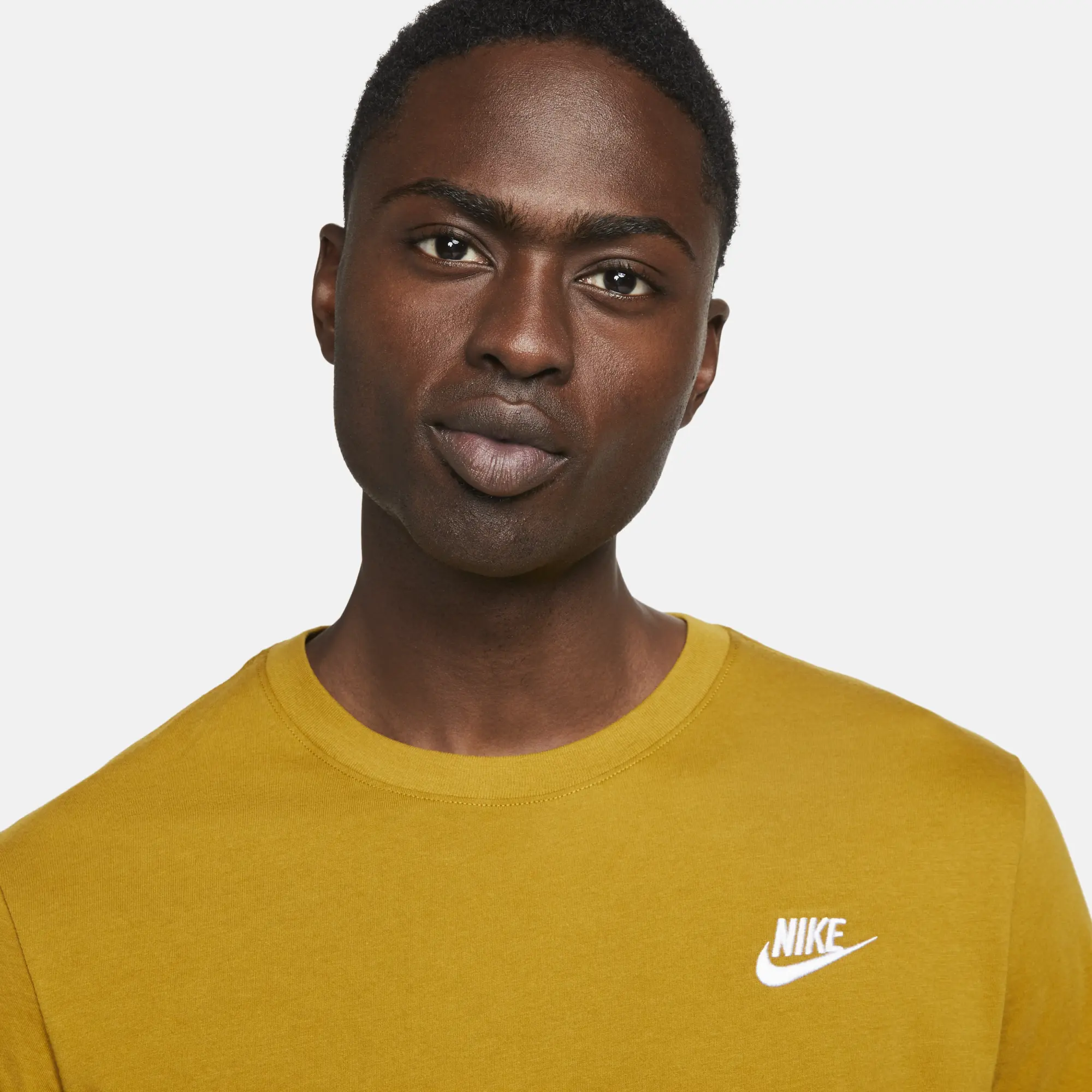 Nike Sportswear Club Men's T-Shirt - Brown | AR4997-716 | FOOTY.COM