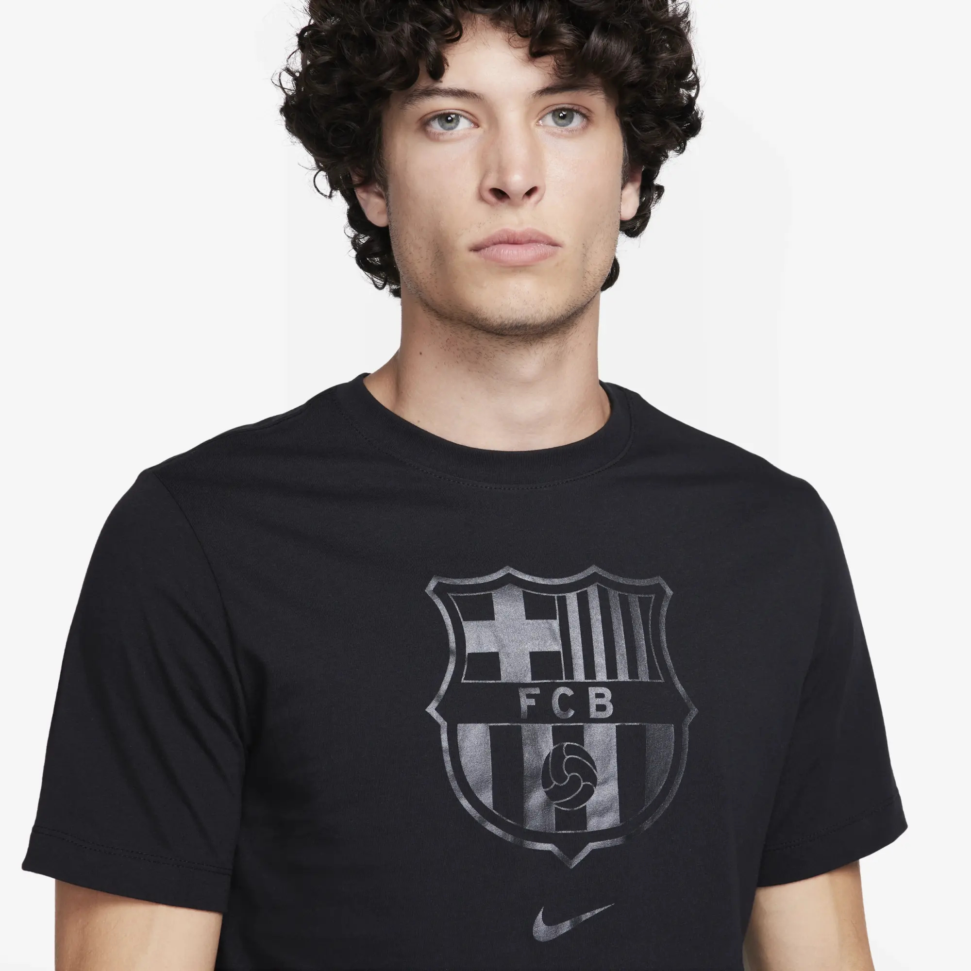 Nike F.C. Barcelona Crest Men's Football T-Shirt - Black | DJ1306-010 ...
