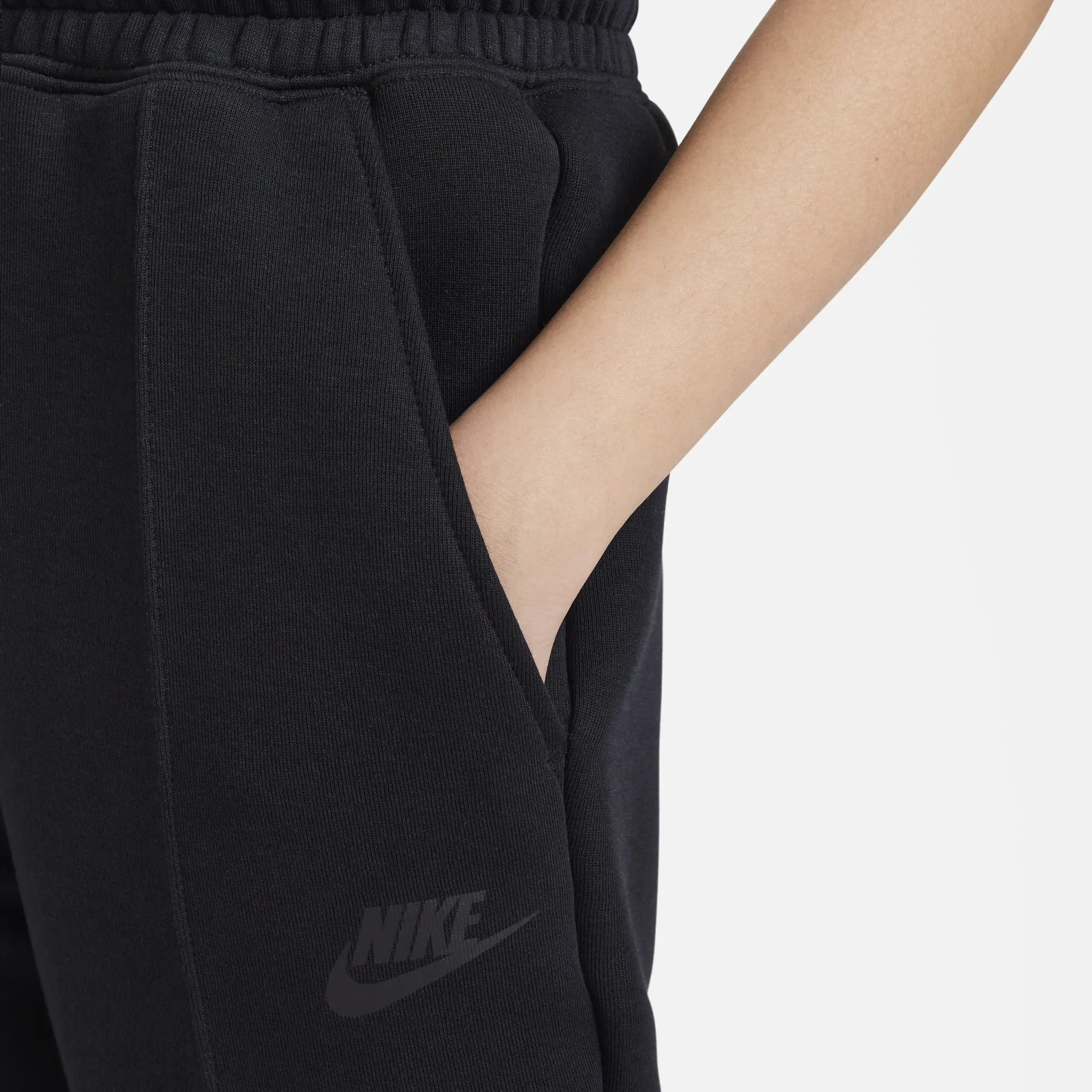 Nike Sportswear Tech Fleece Older Kids' (Girls') Joggers - Black ...
