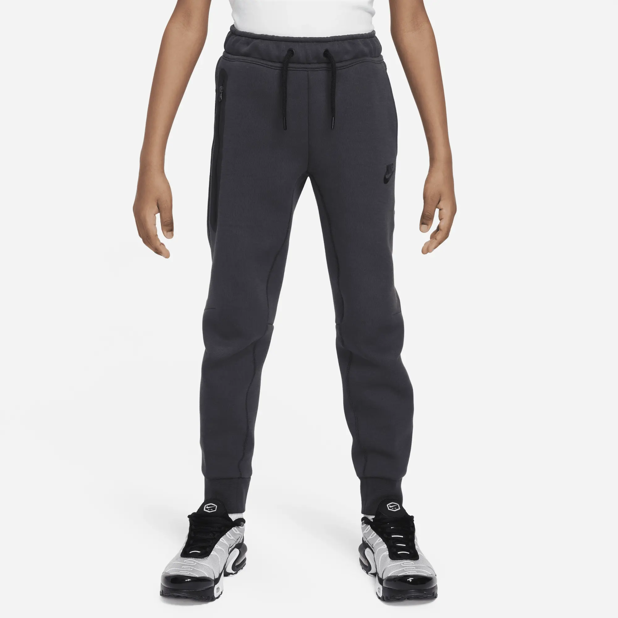 Nike Sportswear Tech Fleece Older Kids' (Boys') Trousers - Grey ...