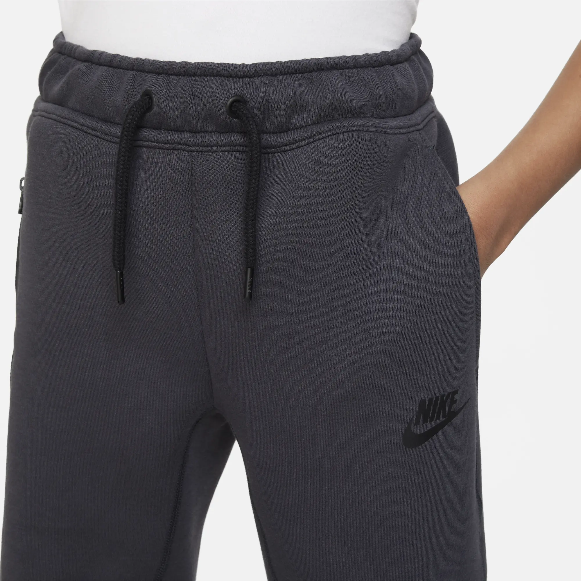 Nike Sportswear Tech Fleece Older Kids' (Boys') Trousers - Grey ...