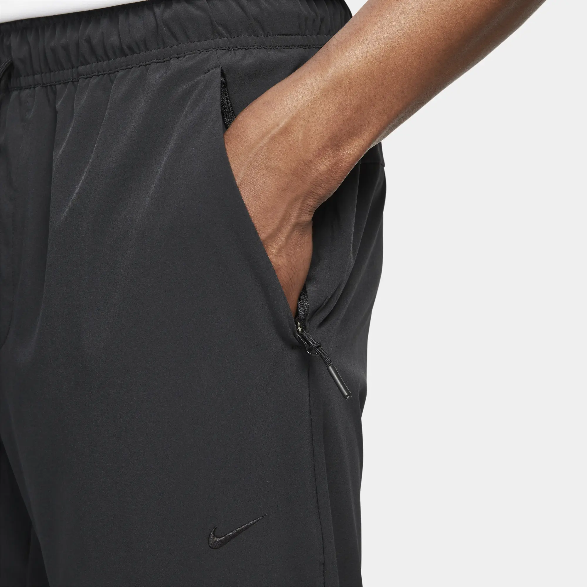 Nike Unlimited Dri-FIT Unlimited Tapered Pant - Black / Black / Black
