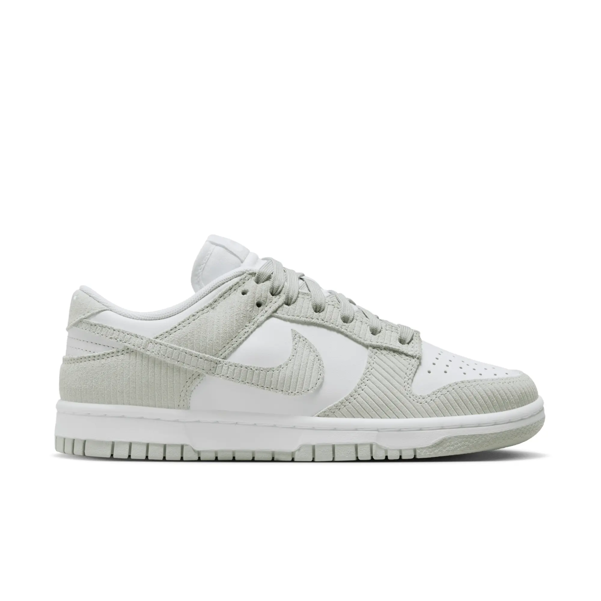 Nike Dunk Low Besties Cord Trainers In Silver-Grey