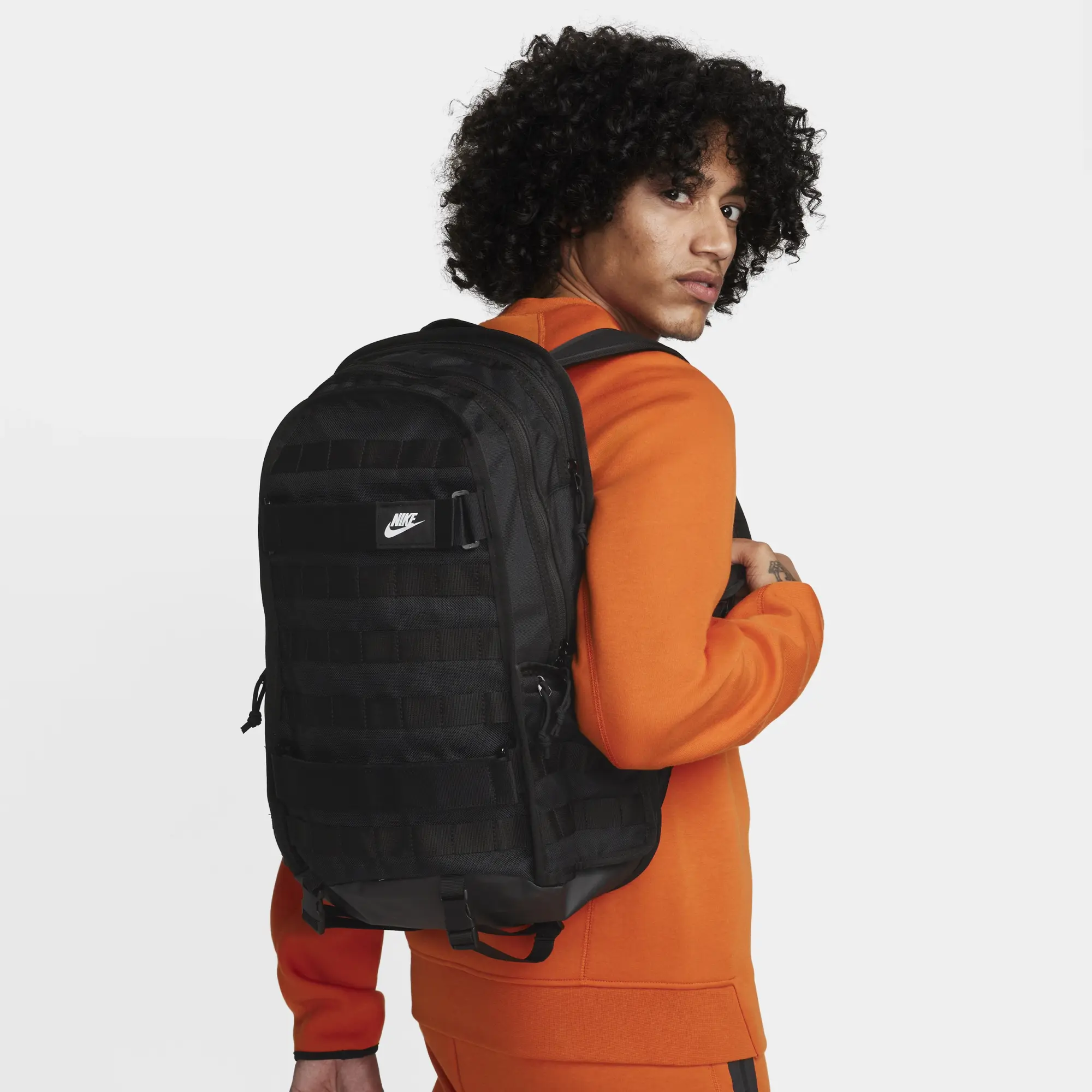 Nike Sportswear RPM Backpack (26L) Black/White