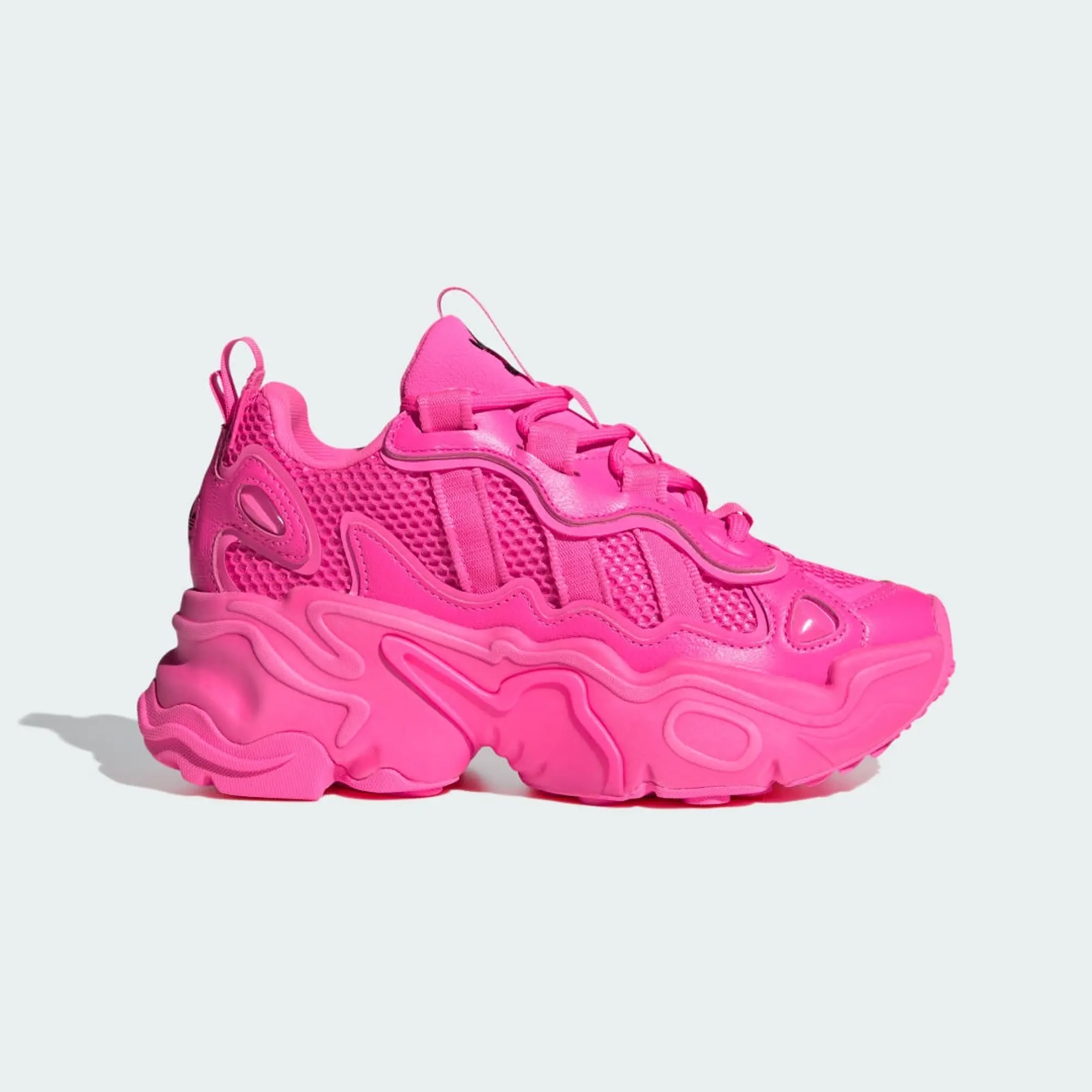 adidas OZWEEGO Shoes - Lucid Pink / Lucid Pink / Core Black