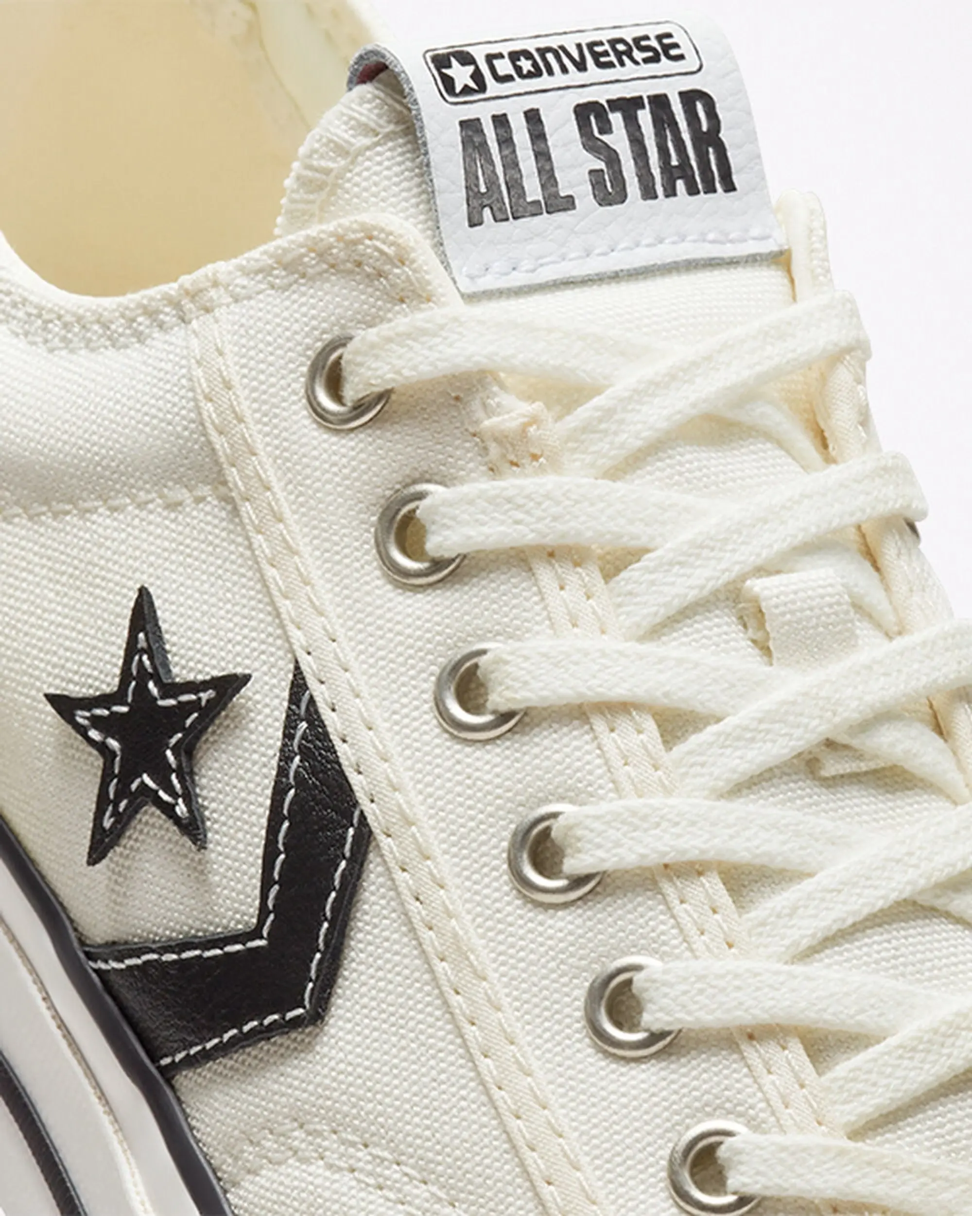 Converse Star Player 76 Ox Vintage Trainers