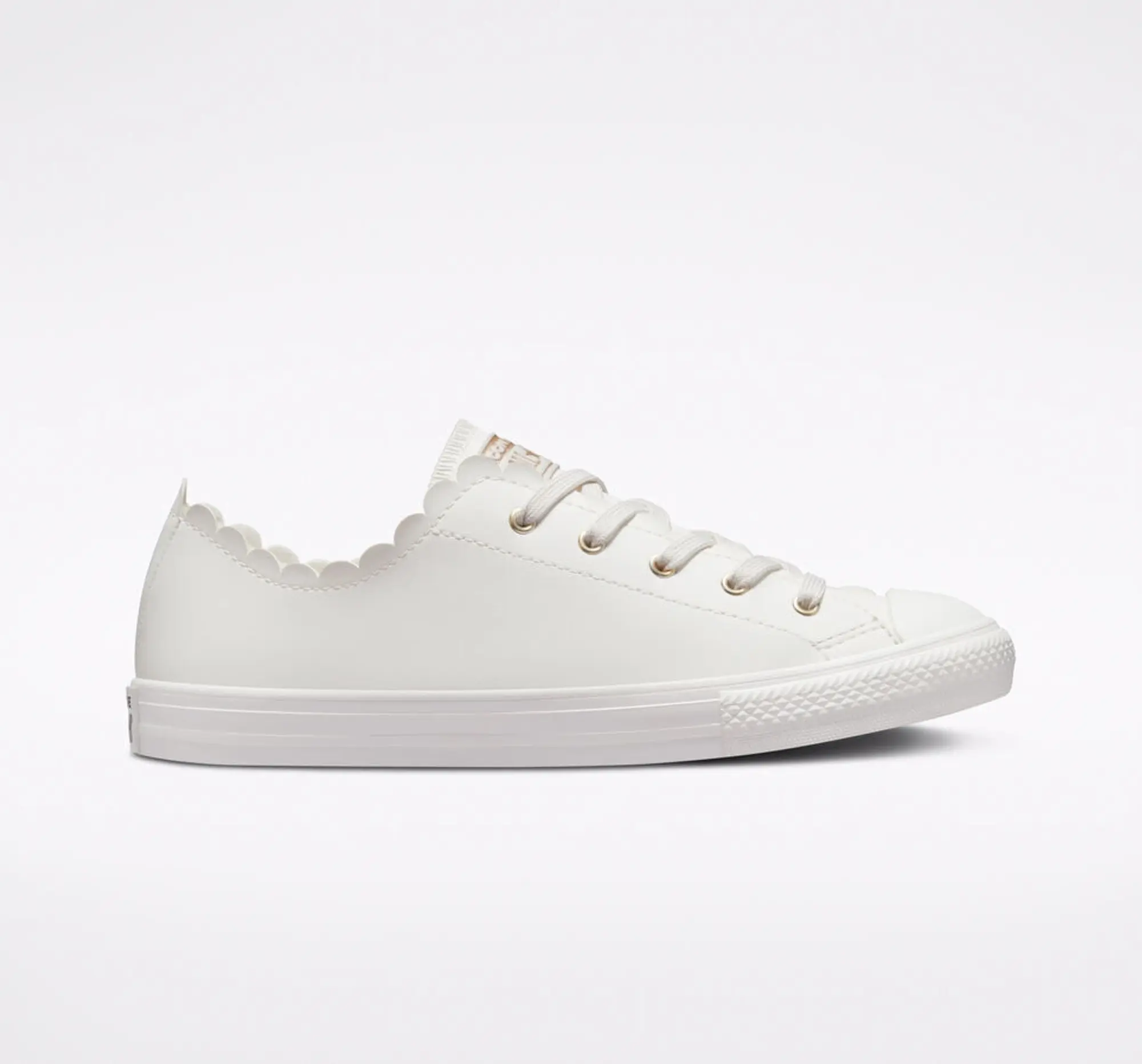 Converse all star dainty ox trainers in white