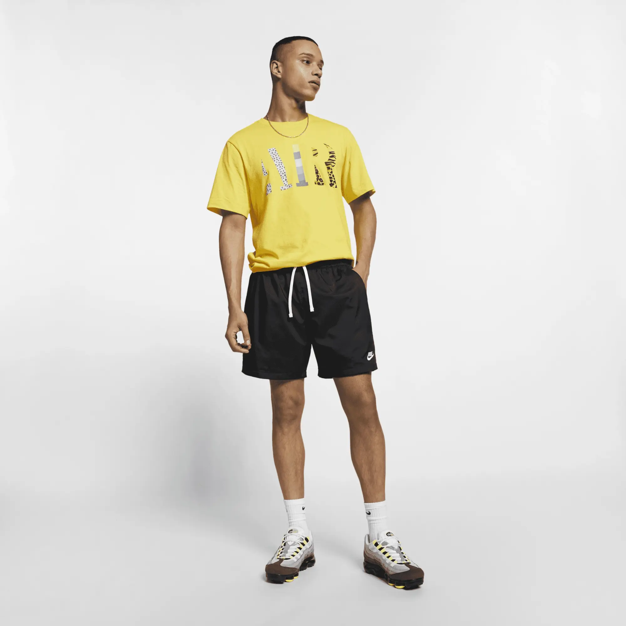 Nike Sportswear Men's Woven Flow Shorts - Black