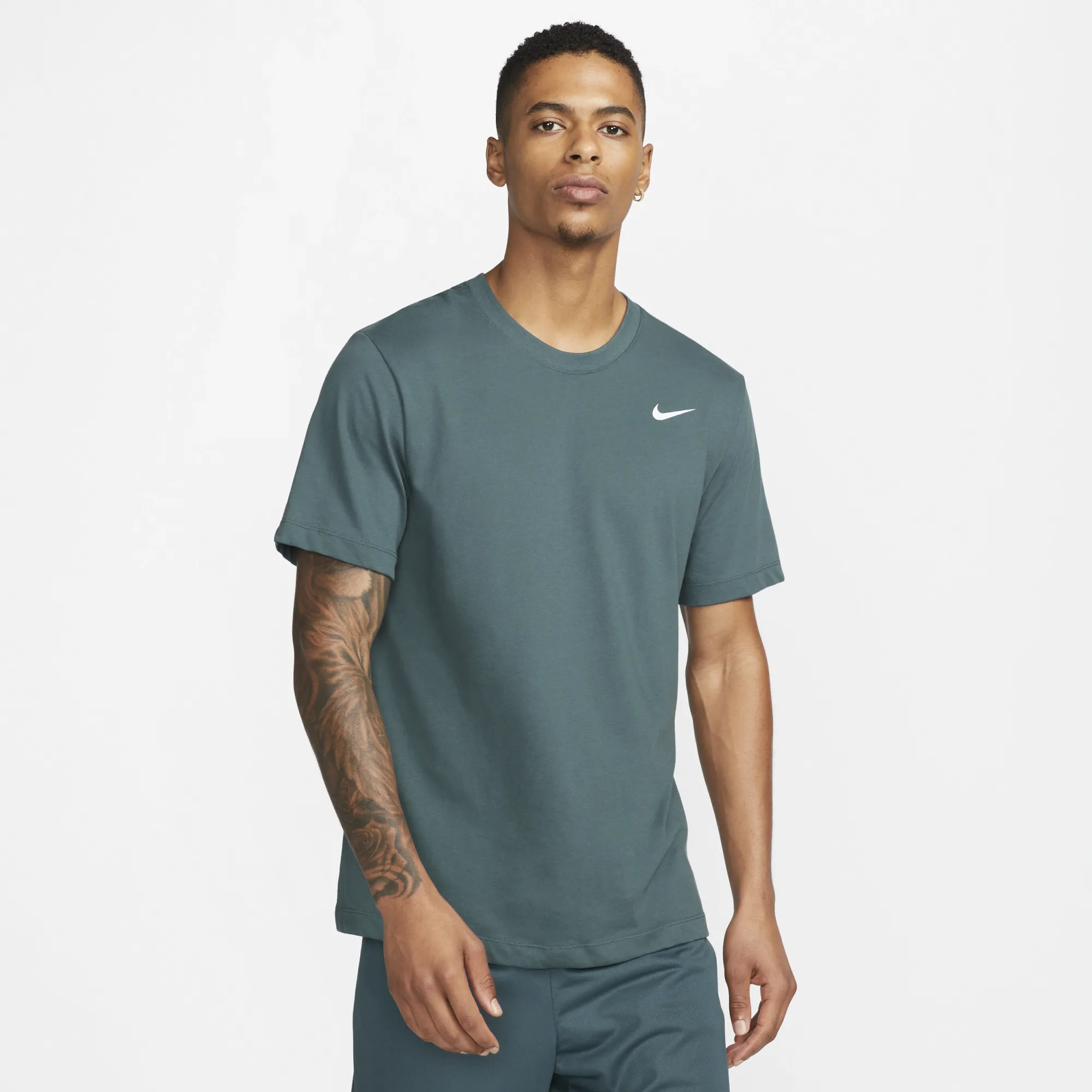 Nike Dri-FIT Men's Fitness T-Shirt - Grey - Cotton/Polyester