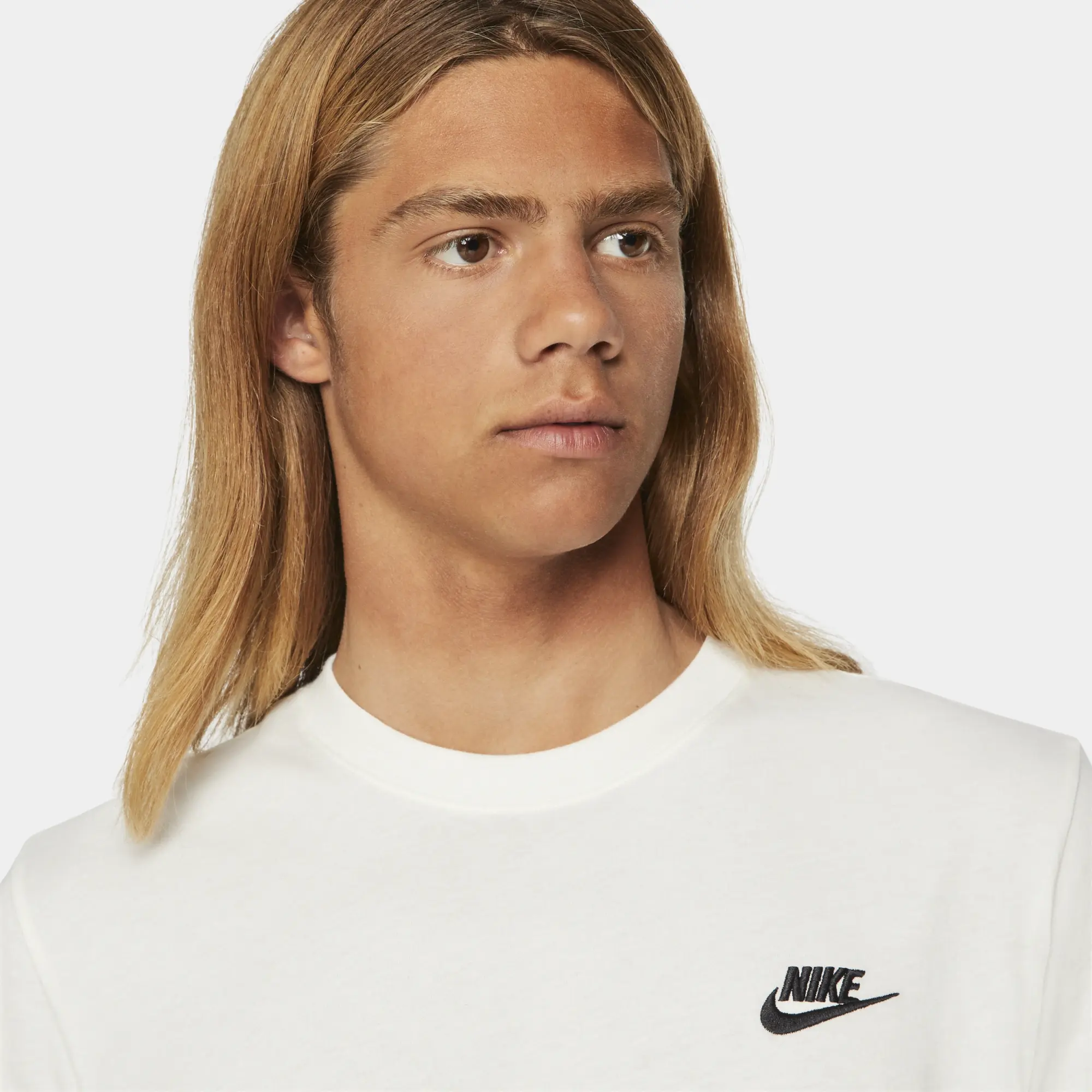 Nike Club Futura Men T-Shirts - Brown