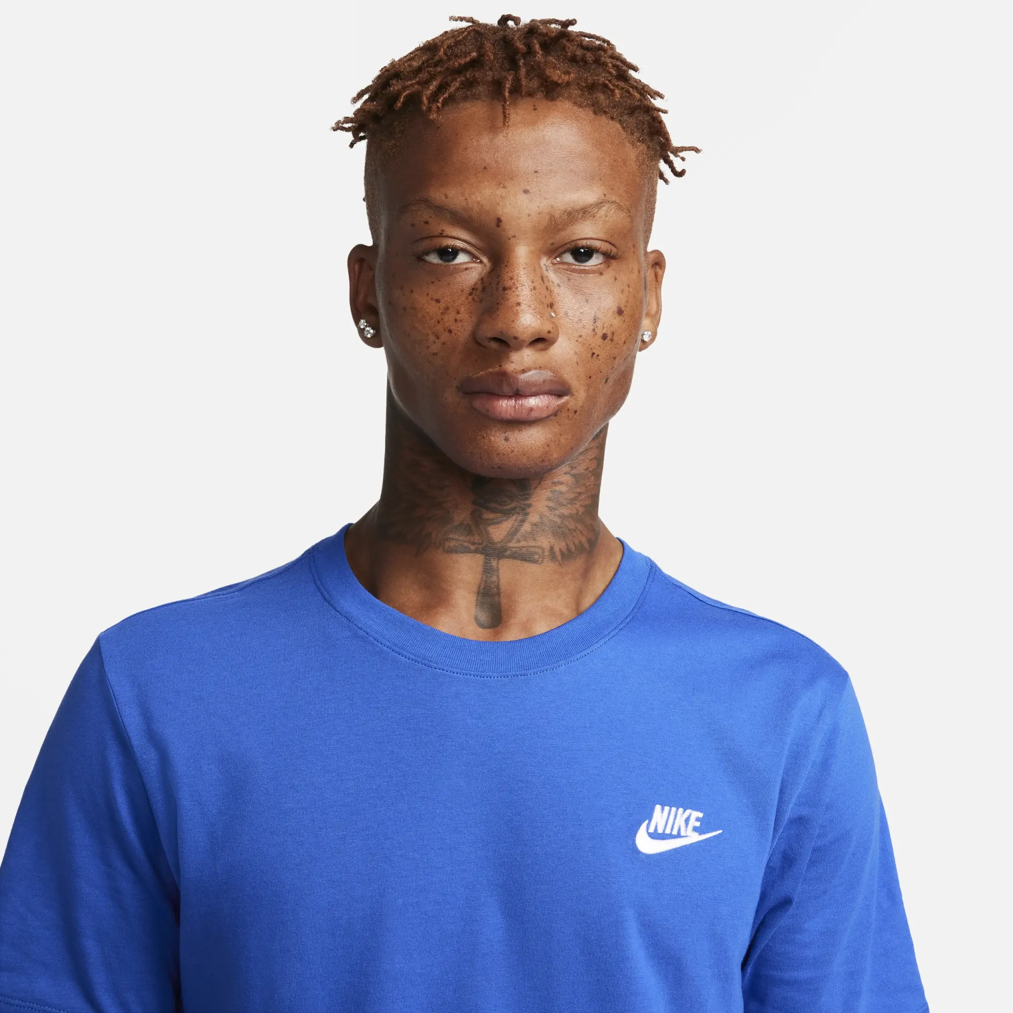 Nike Sportswear Club Men's T-Shirt - Game Royal
