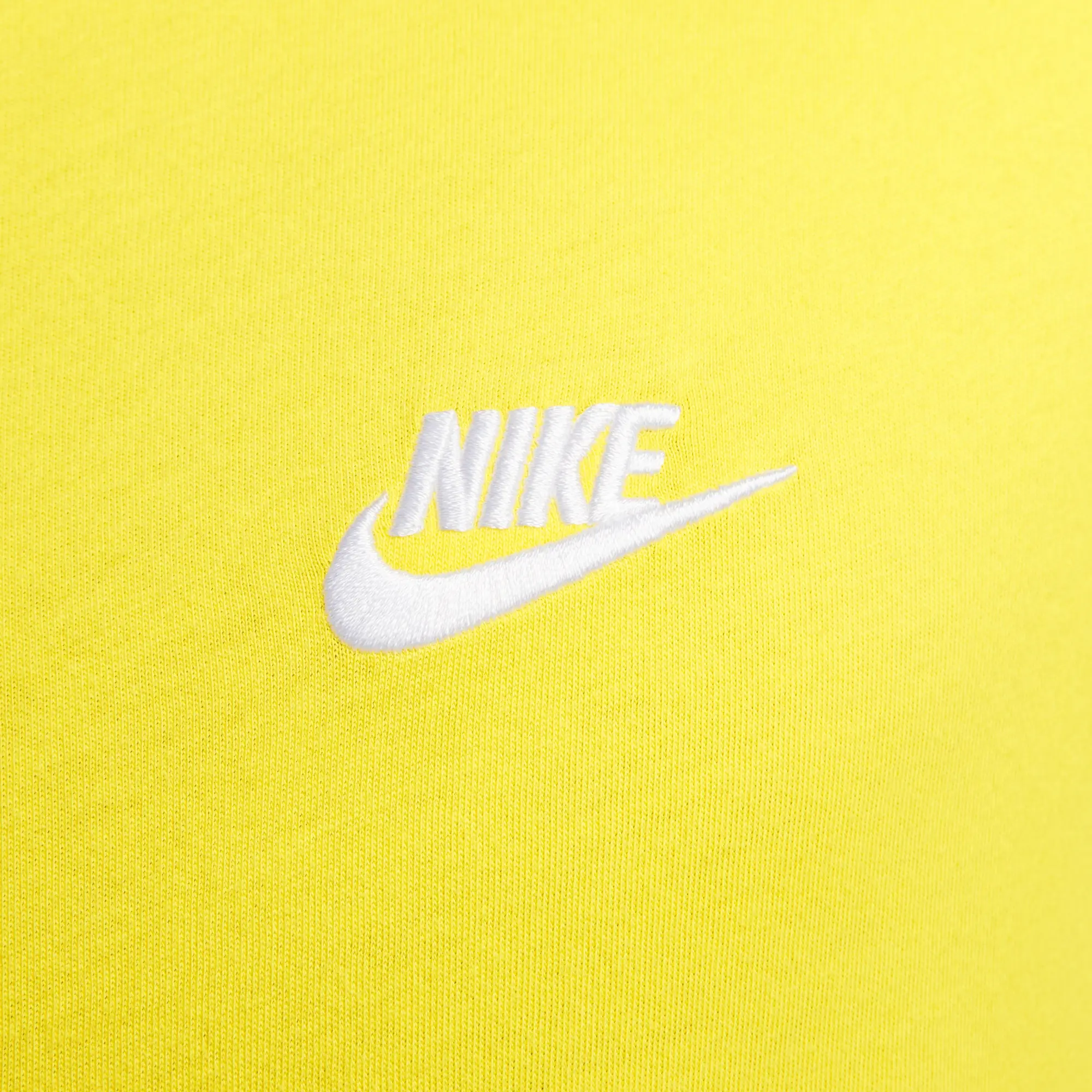 Nike Sportswear Club Men's T-Shirt - Yellow - Cotton