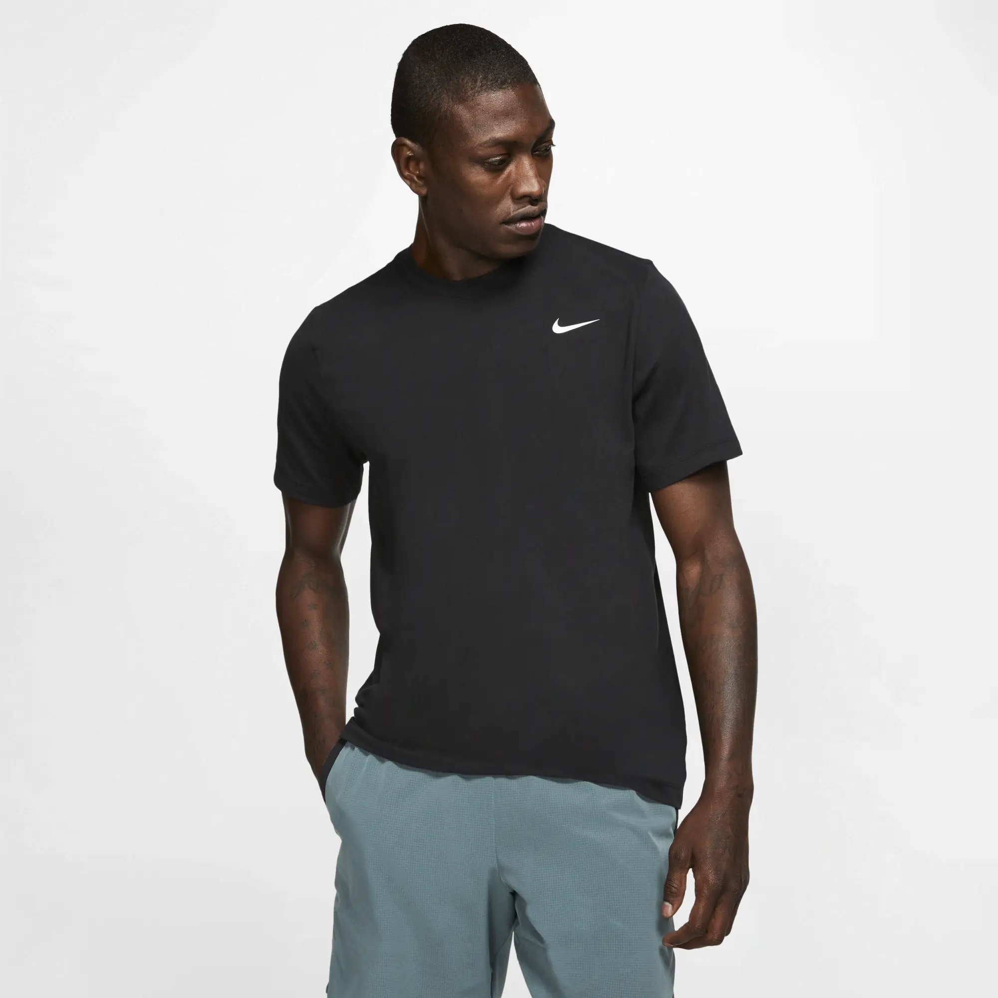 Nike Dri FIT Men s Fitness T Shirt Black Cotton Polyester AR6029 010 FOOTY.COM