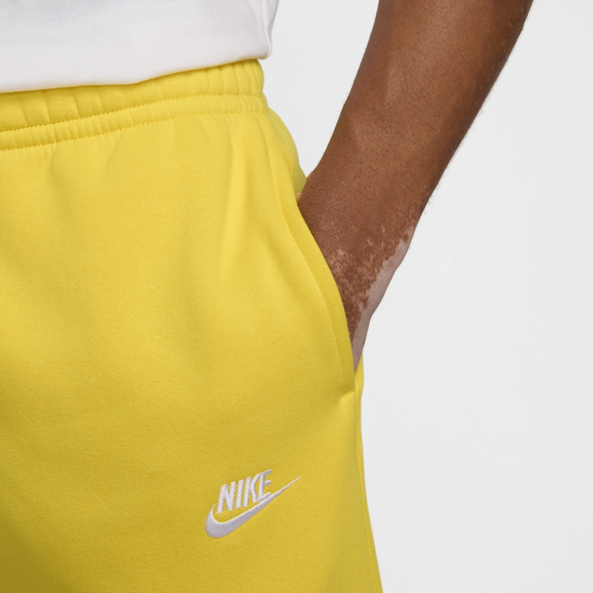 Nike Sportswear Club Fleece Joggers Yellow Cotton/Polyester - Main Image