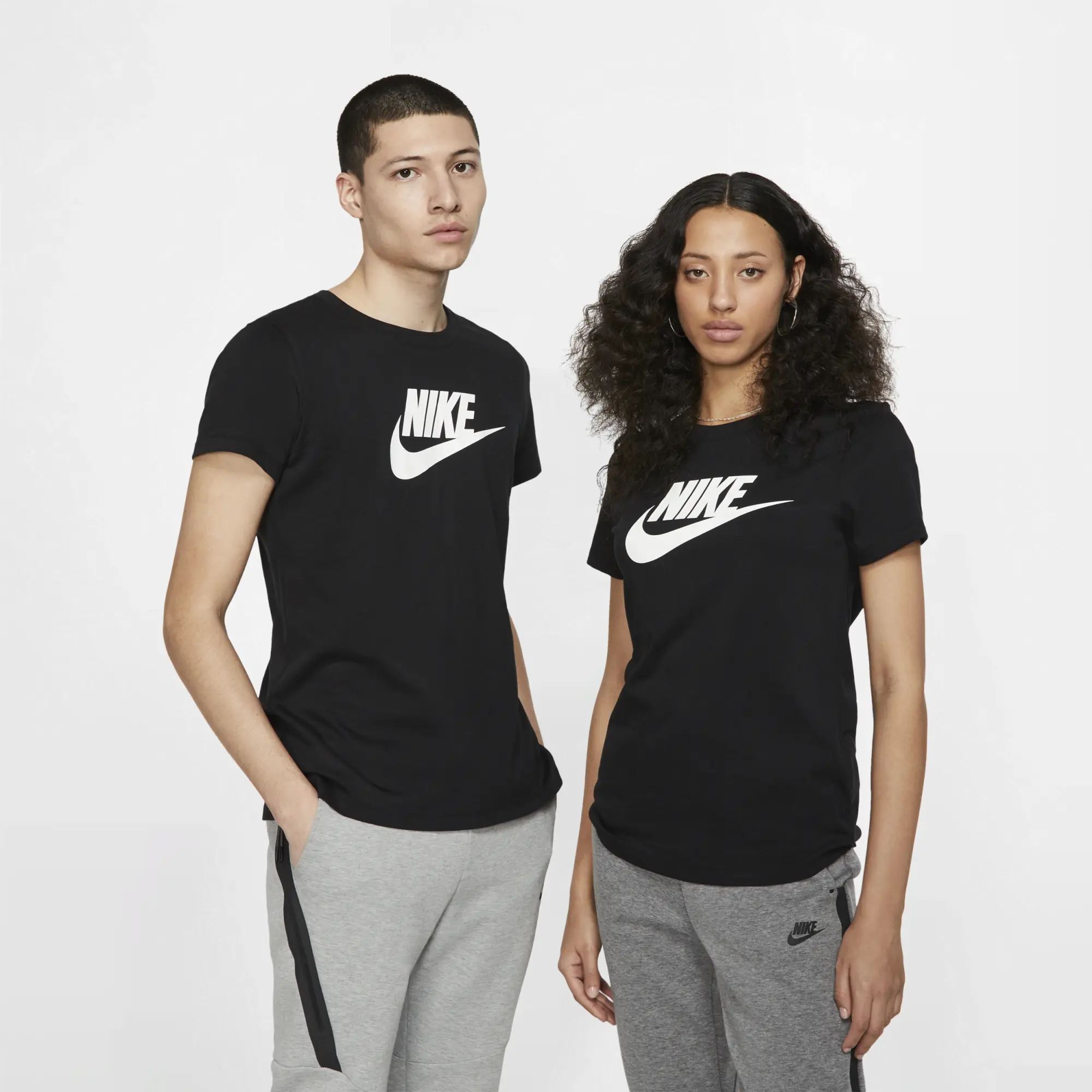 Nike Sportswear Essential Icon Futura Short Sleeve T-shirt