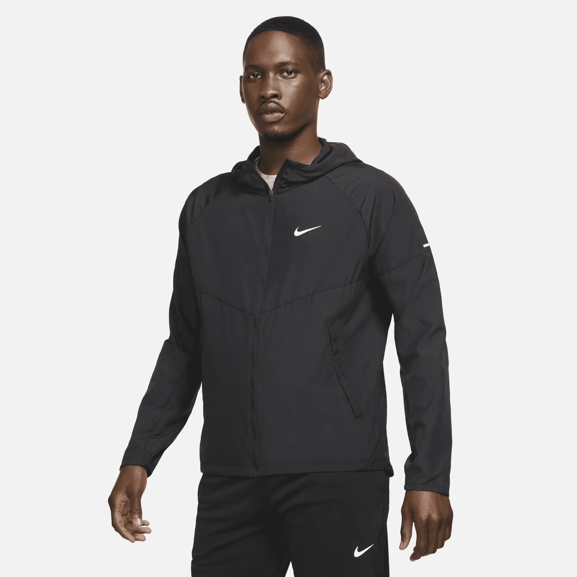 Nike Miler Men's Repel Running Jacket - Black - Polyester