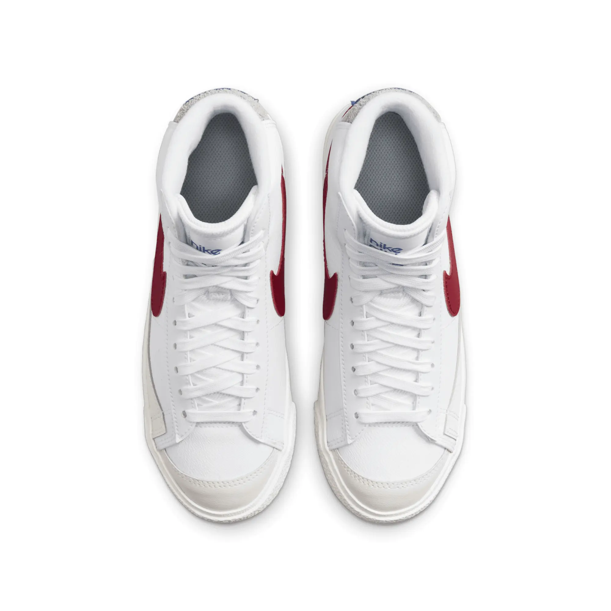 Nike white & red blazer mid 77 Youth trainers