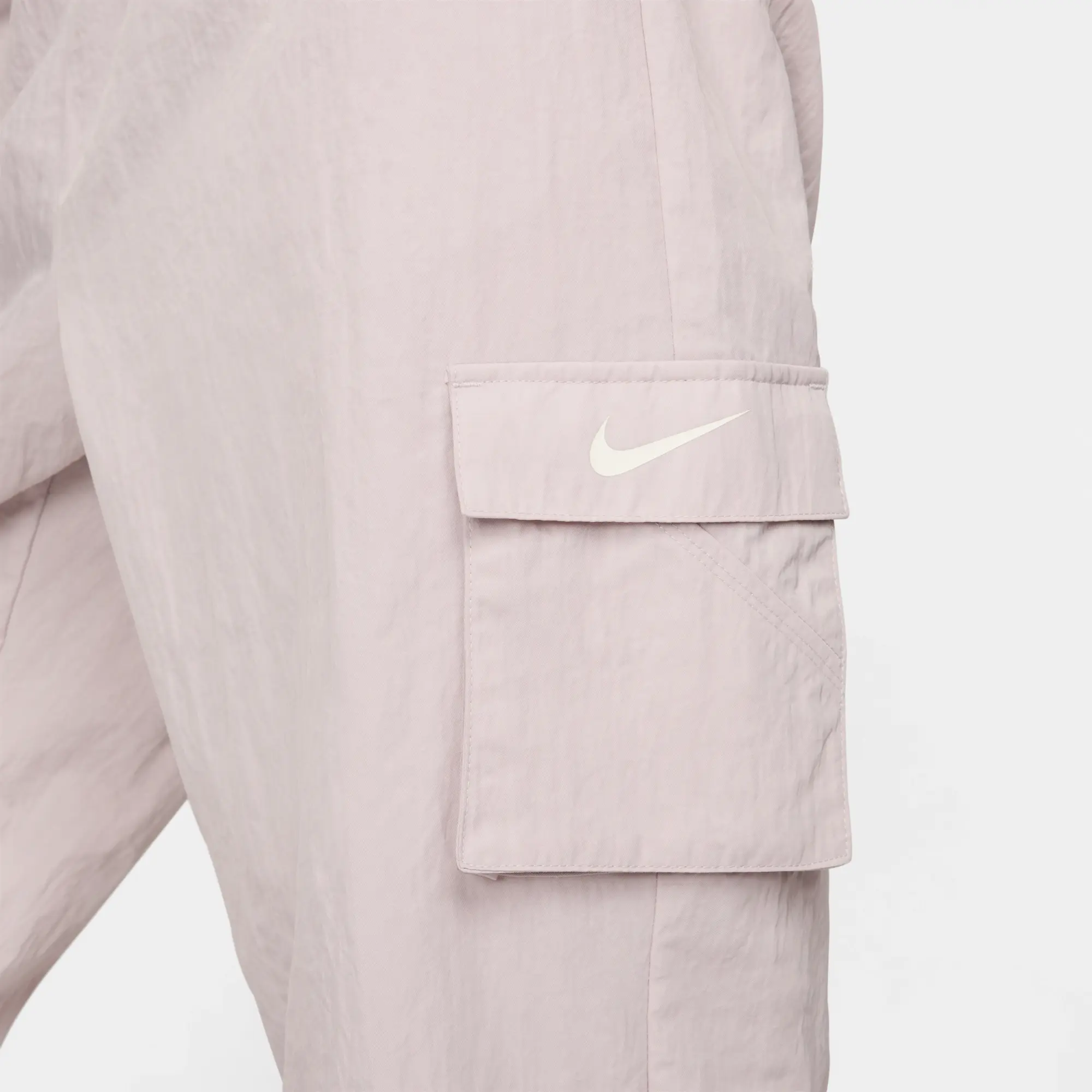 Nike Sportswear Essential Women's High-Rise Woven Cargo Trousers - Purple