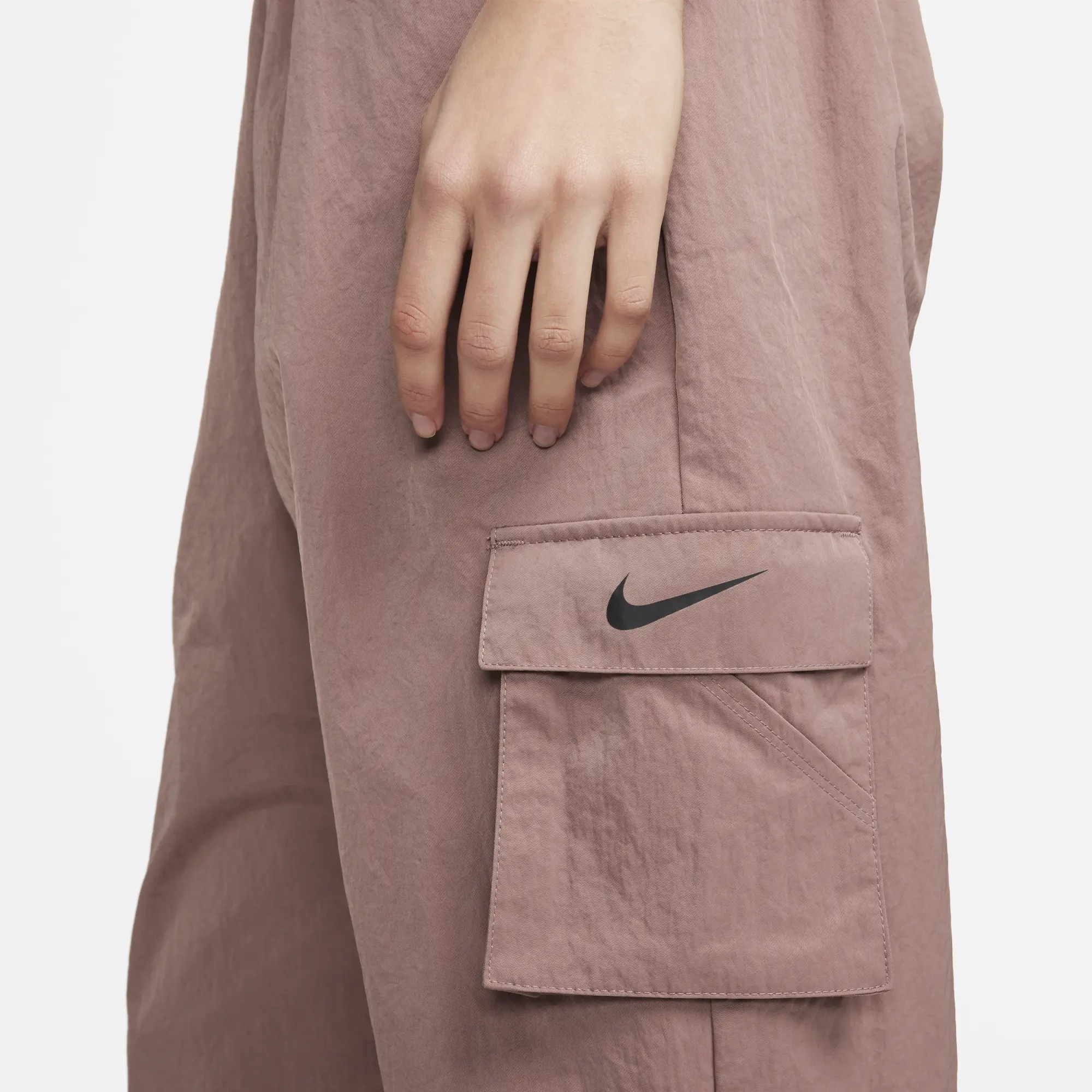 Nike Sportswear Womens High Rise Woven Cargo Pants