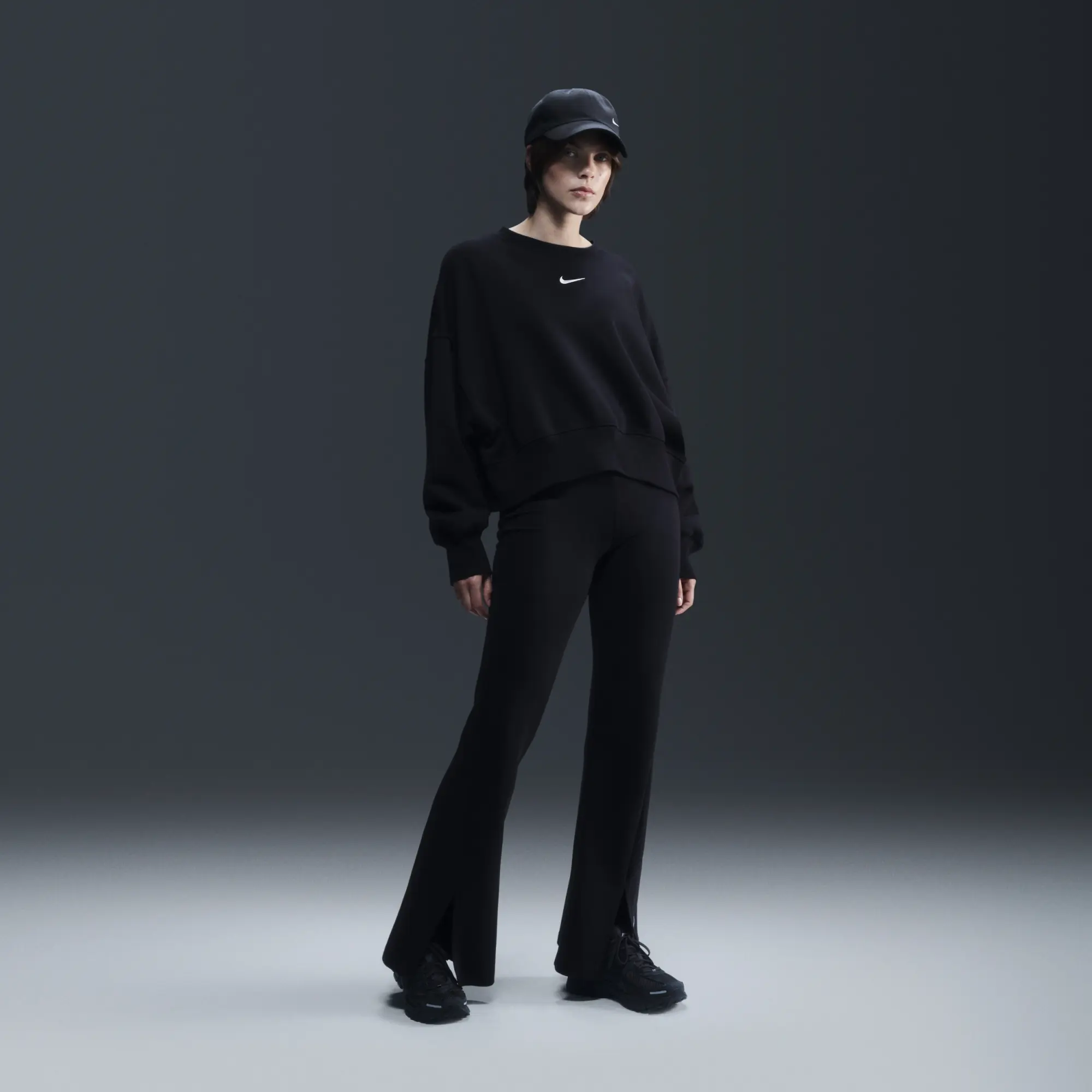 Women's Nike Phoenix Fleece Crew Neck Sweatshirt in Black