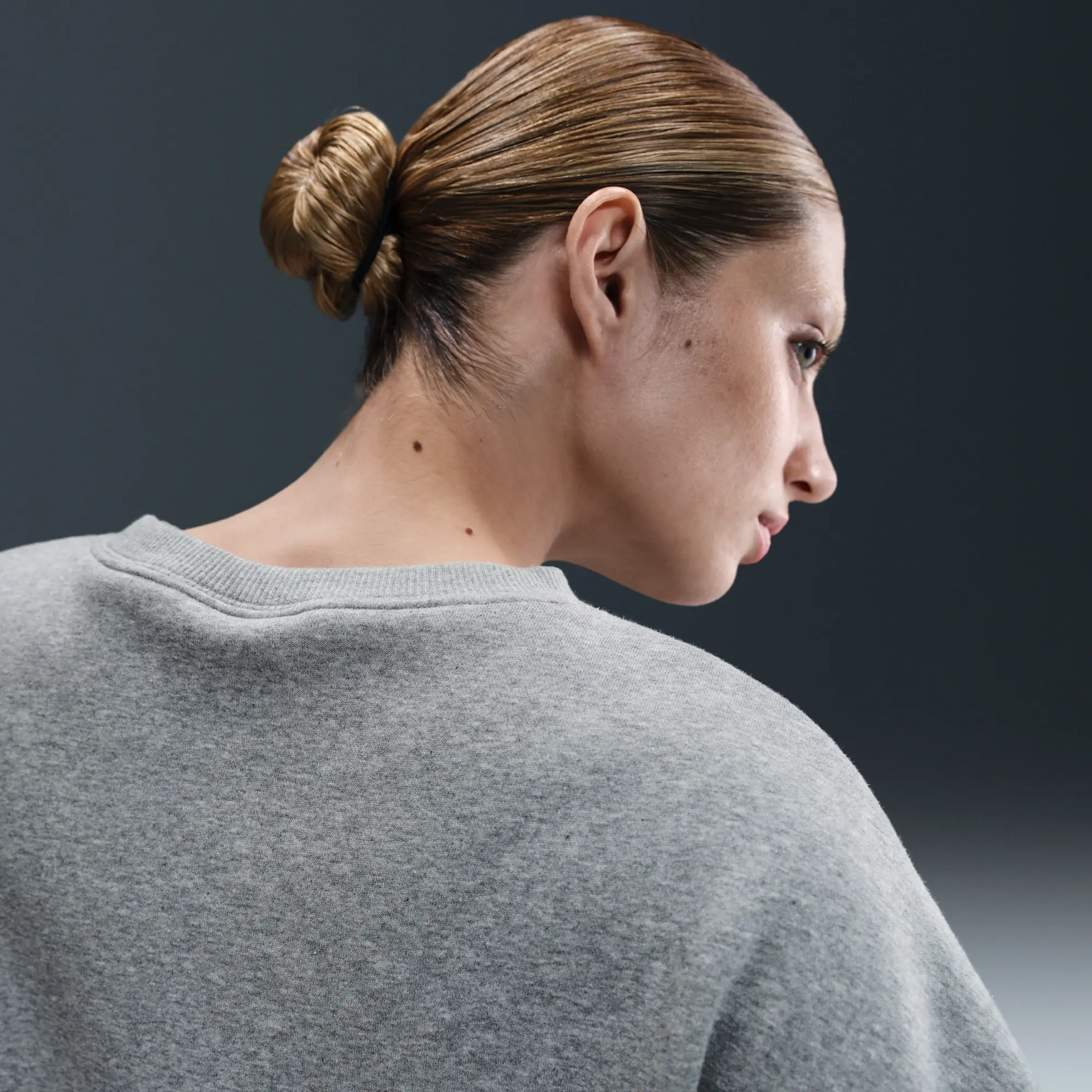 Nike Sportswear Phoenix Fleece Women's Over-Oversized Crew-Neck Sweatshirt - Grey - Cotton/Polyester