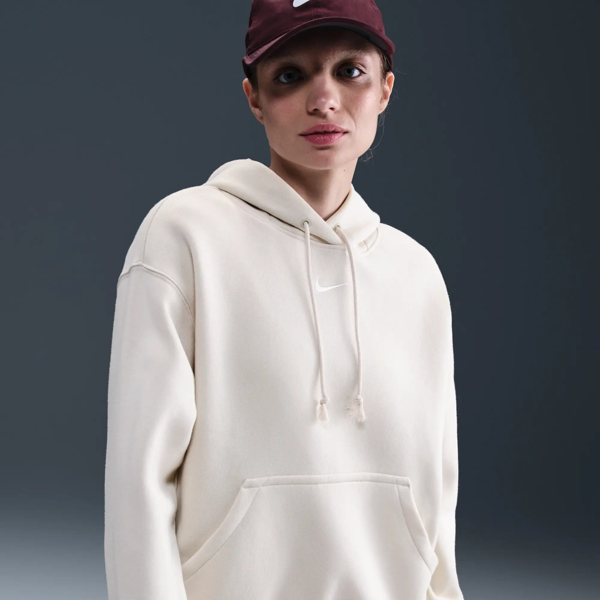 Nike Sportswear Phoenix Fleece Women's Oversized Pullover Hoodie - Brown - Fleece > Phoenix Fleece